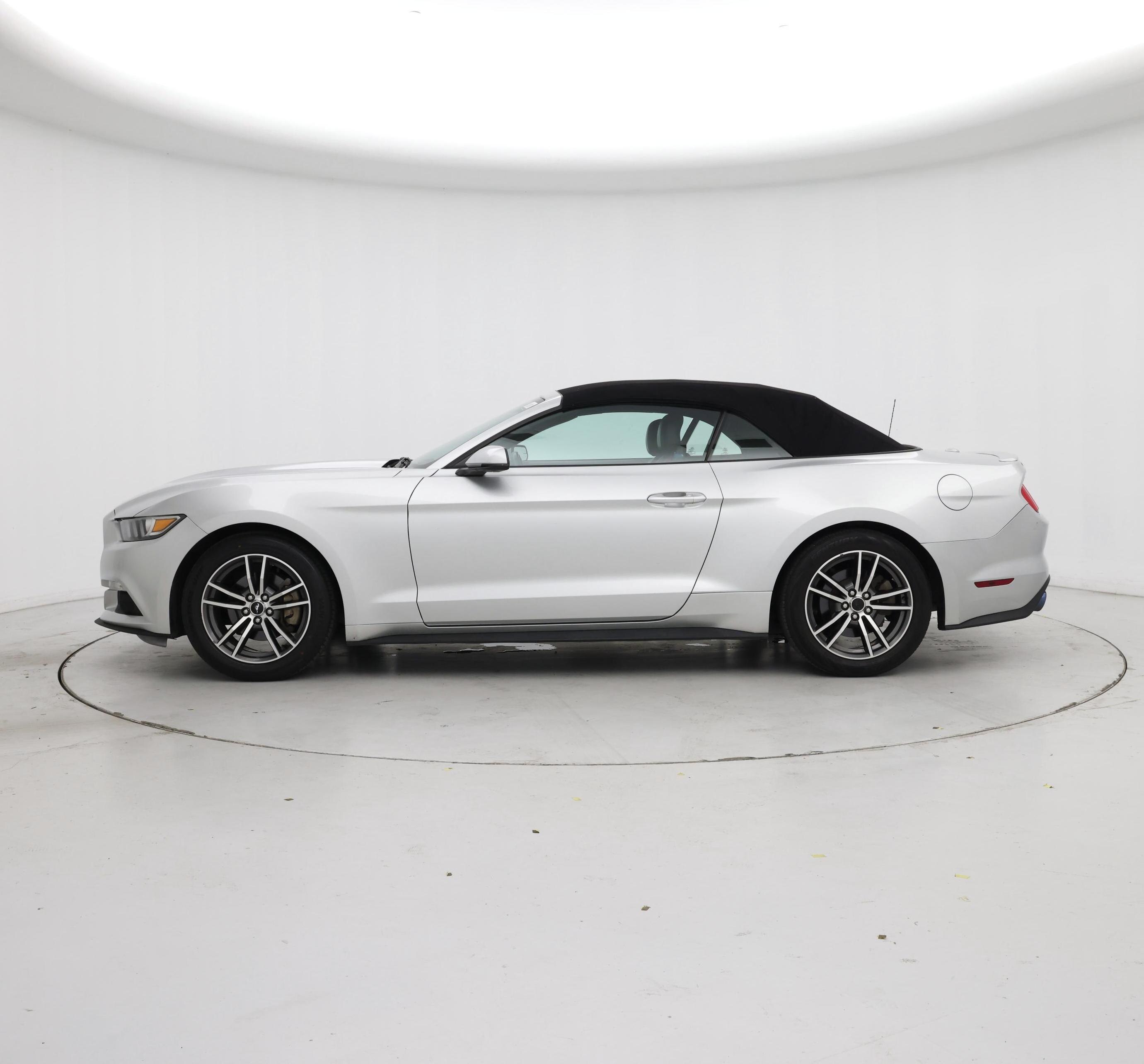 Thumbnail: 2017 Ford Mustang - 3