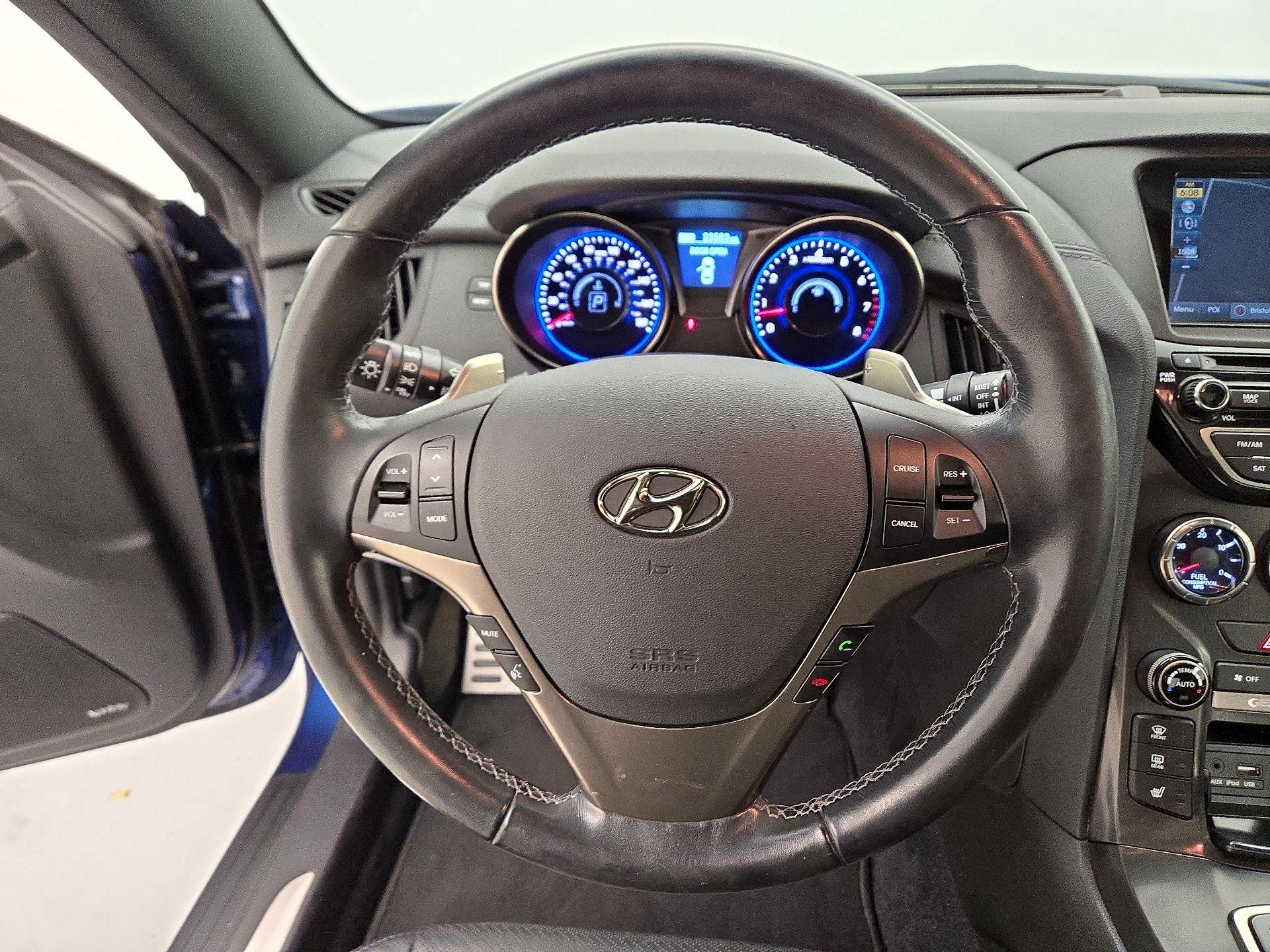Thumbnail: 2015 Hyundai Genesis - 10