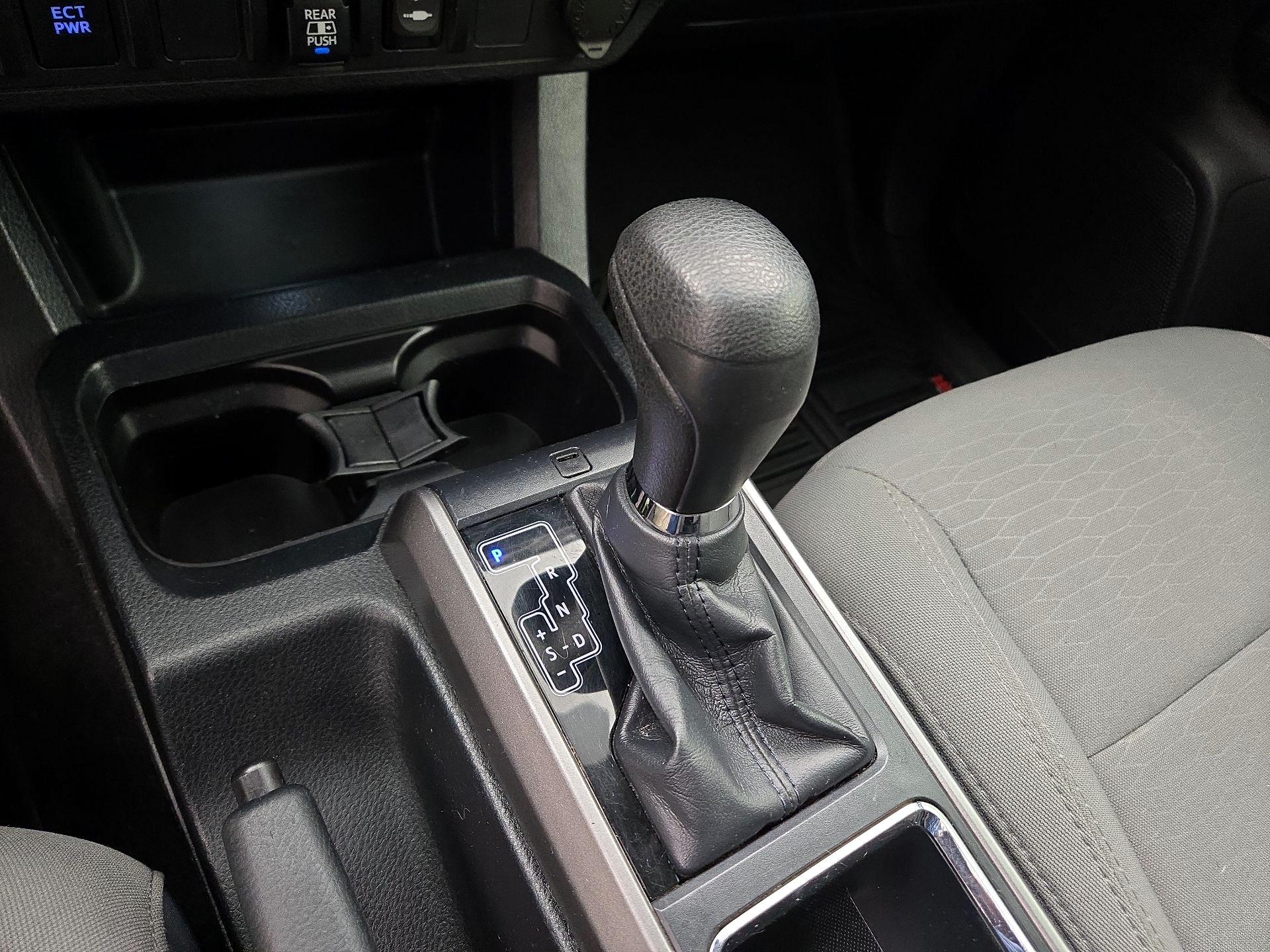 Thumbnail: 2019 Toyota Tacoma - 17
