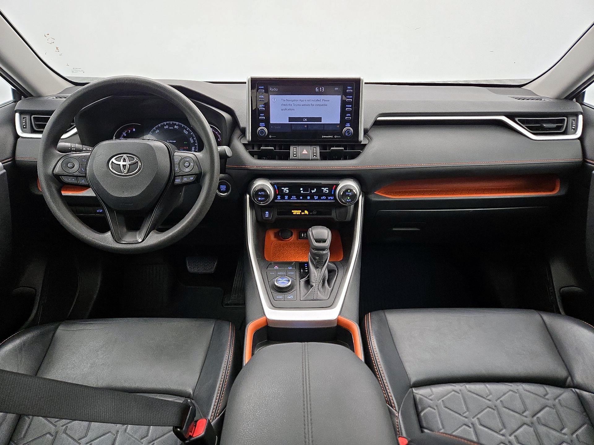 Thumbnail: 2019 Toyota RAV4 - 9