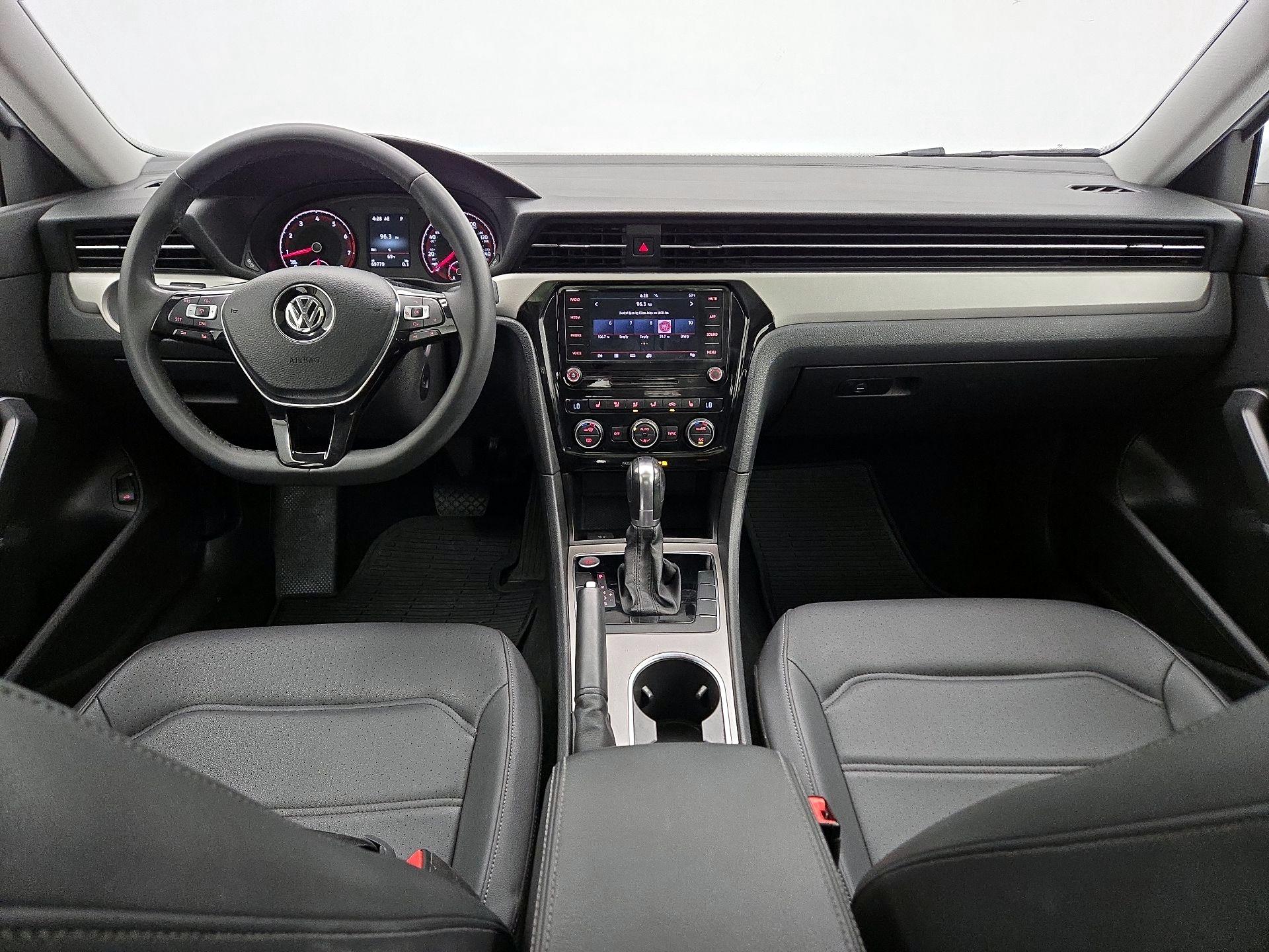 Thumbnail: 2021 Volkswagen Passat - 9
