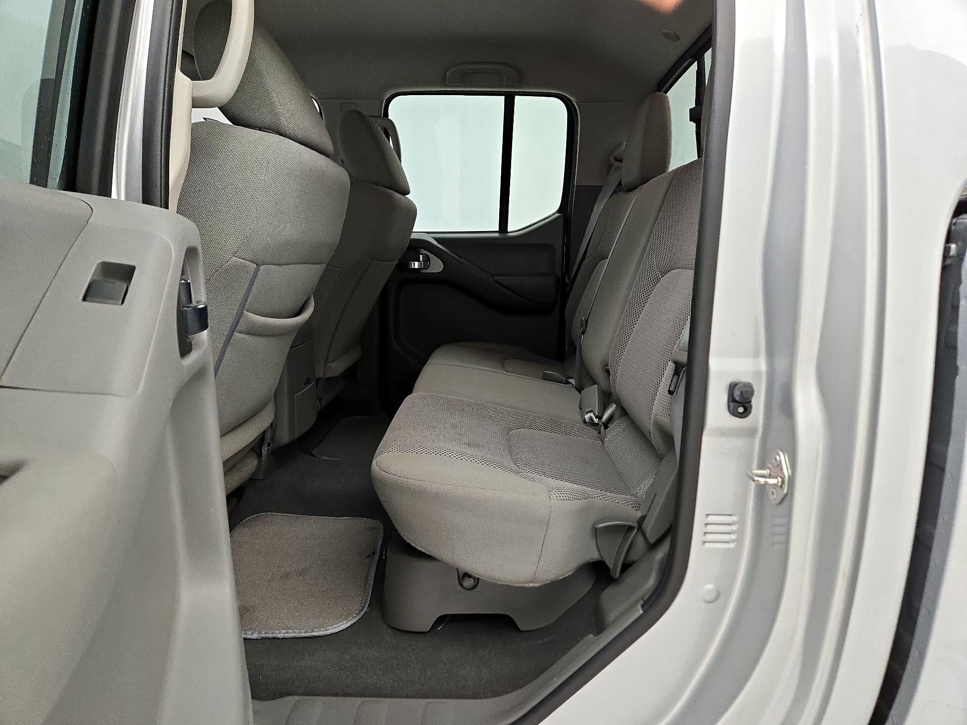 Thumbnail: 2019 Nissan Frontier - 19