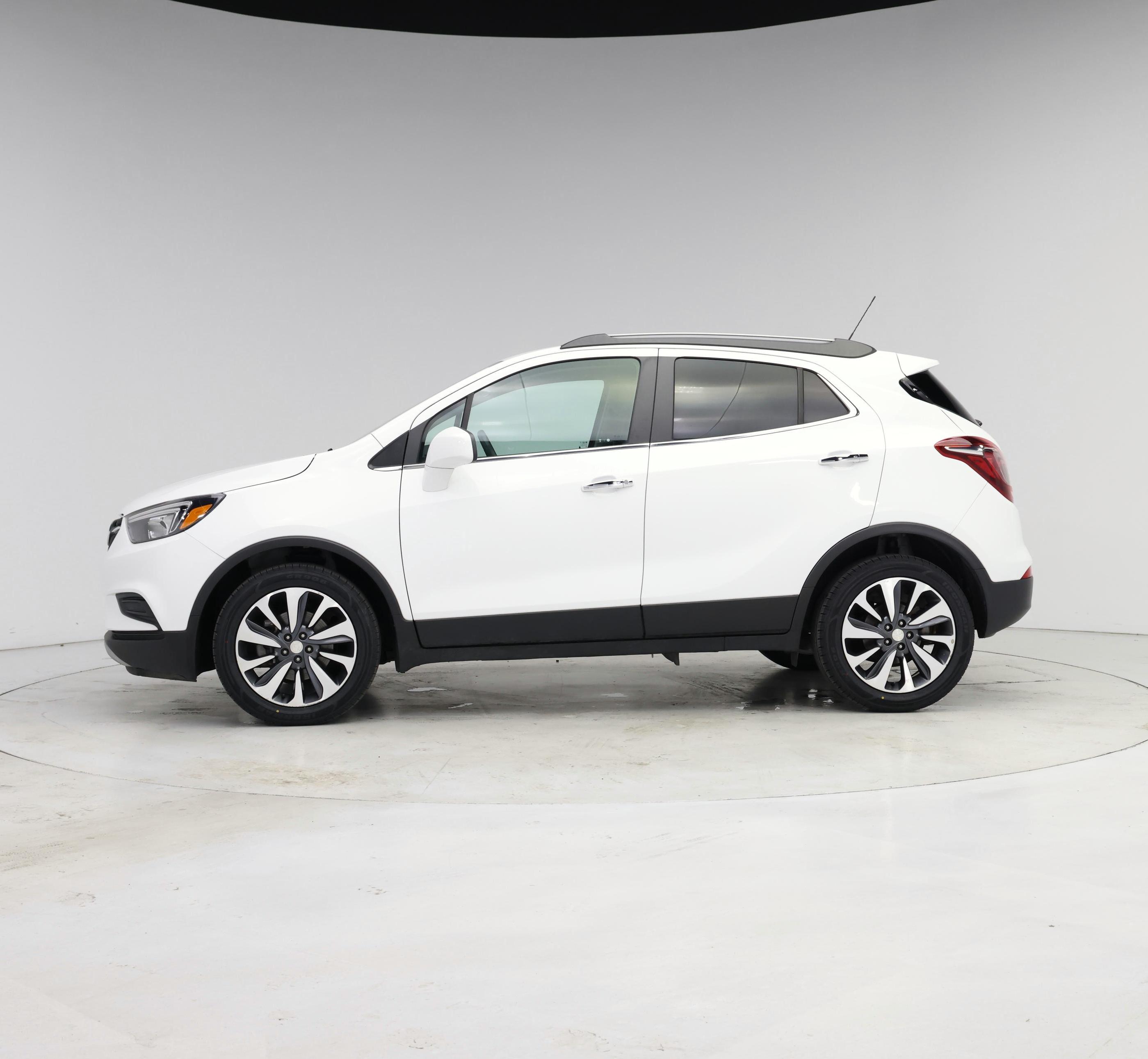 Thumbnail: 2022 Buick Encore - 3