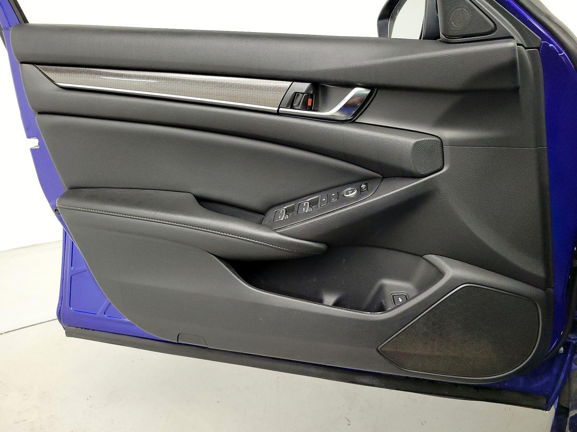 Thumbnail: 2021 Honda Accord - 12