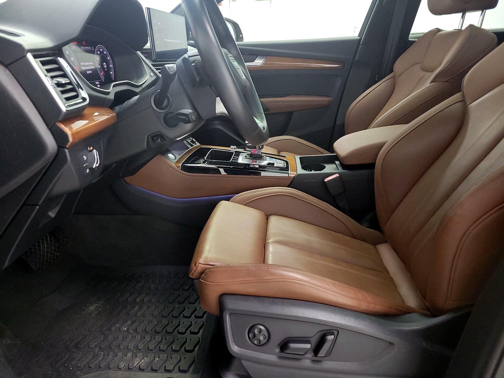 Thumbnail: 2023 Audi Q5 - 11
