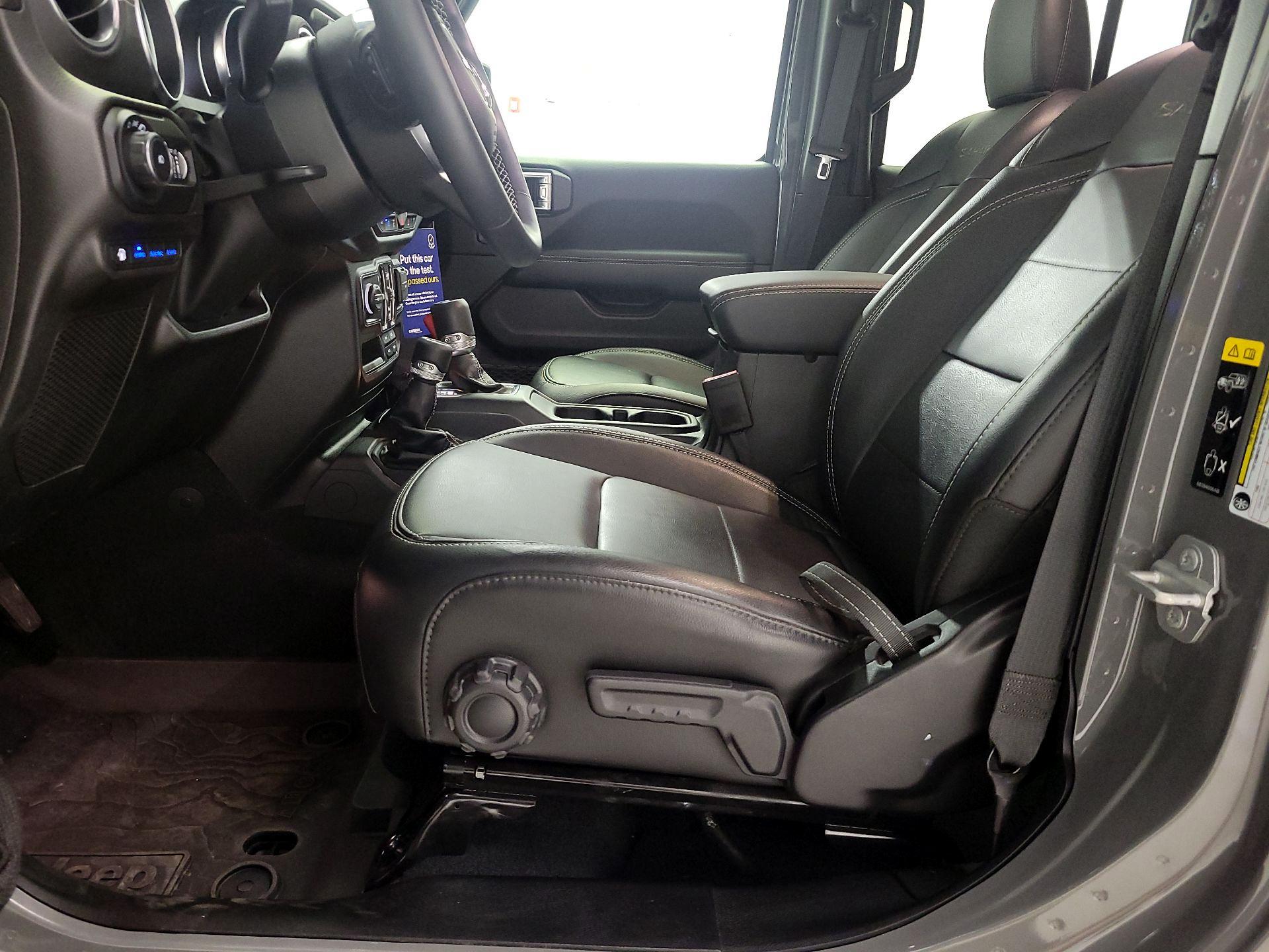 Thumbnail: 2022 Jeep Wrangler - 11
