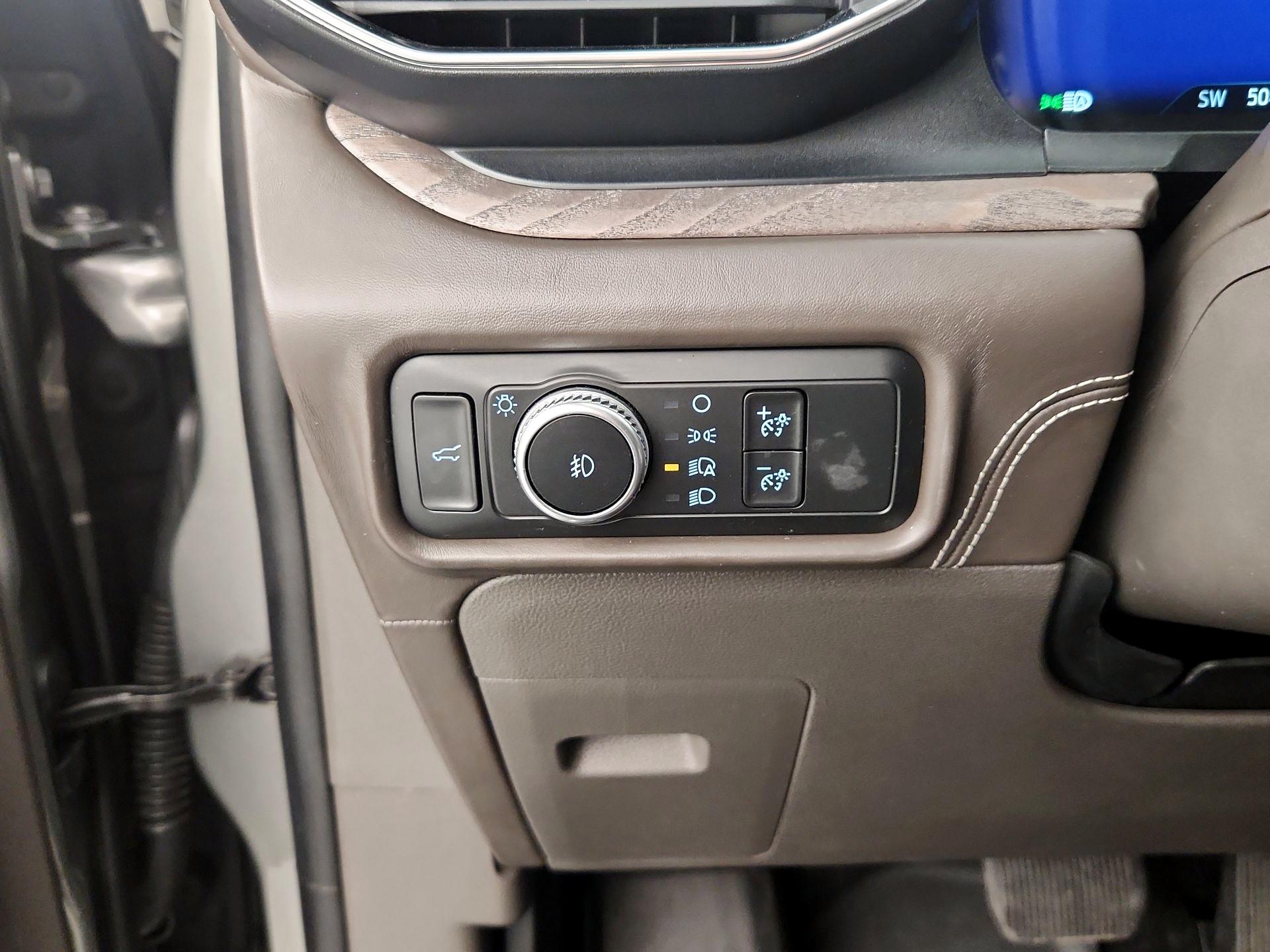 Thumbnail: 2020 Ford Explorer - 13