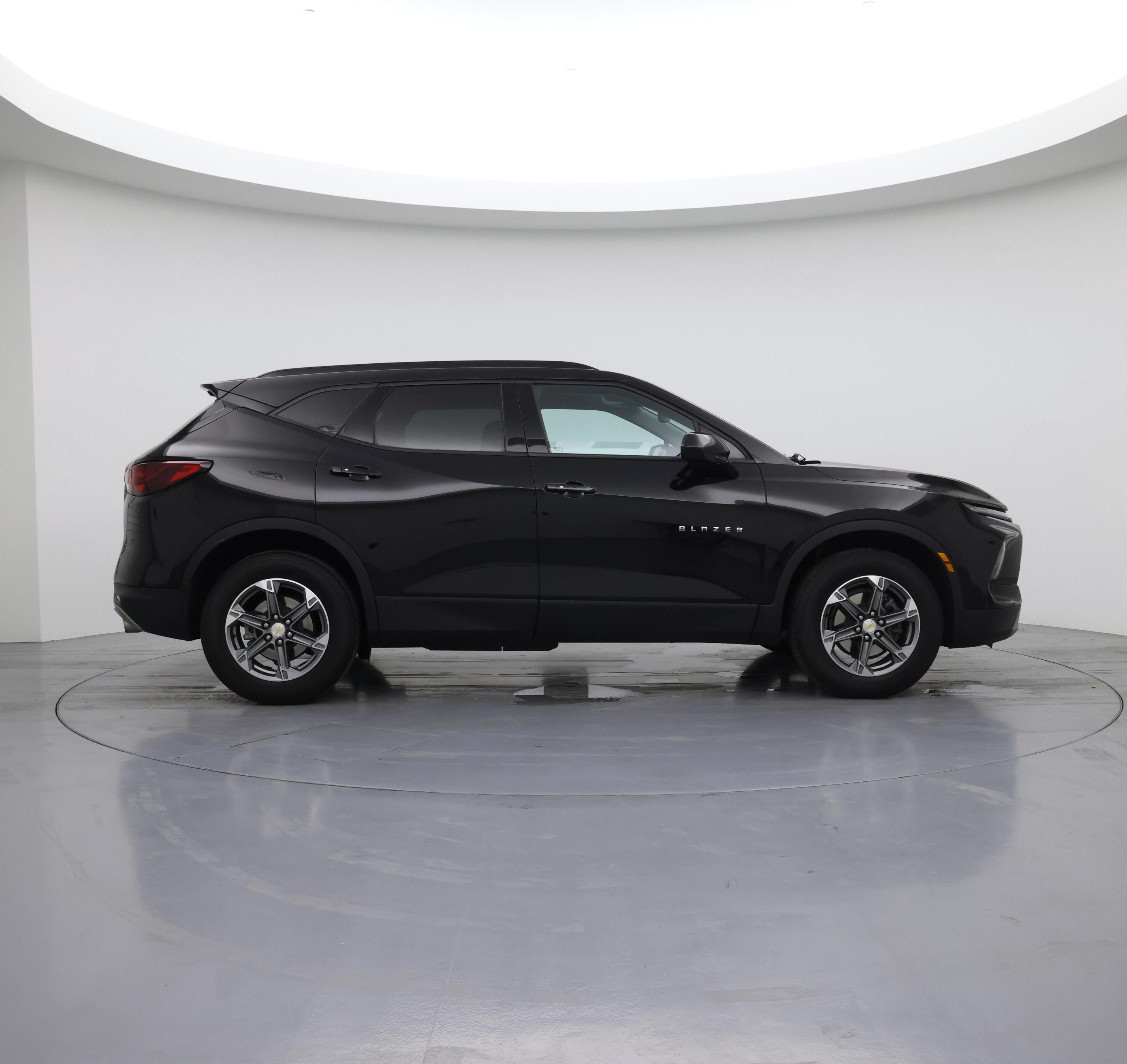 Thumbnail: 2023 Chevrolet Blazer - 7