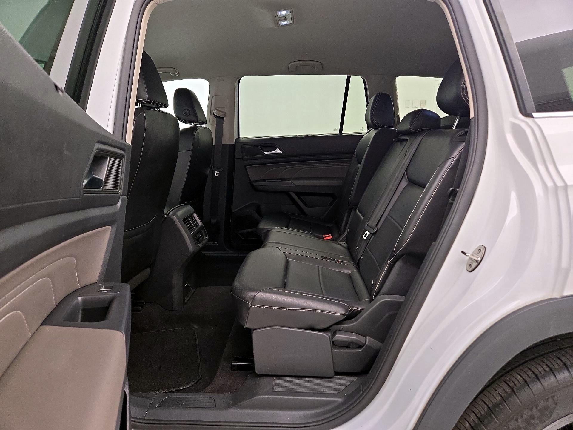 Thumbnail: 2021 Volkswagen Atlas - 19