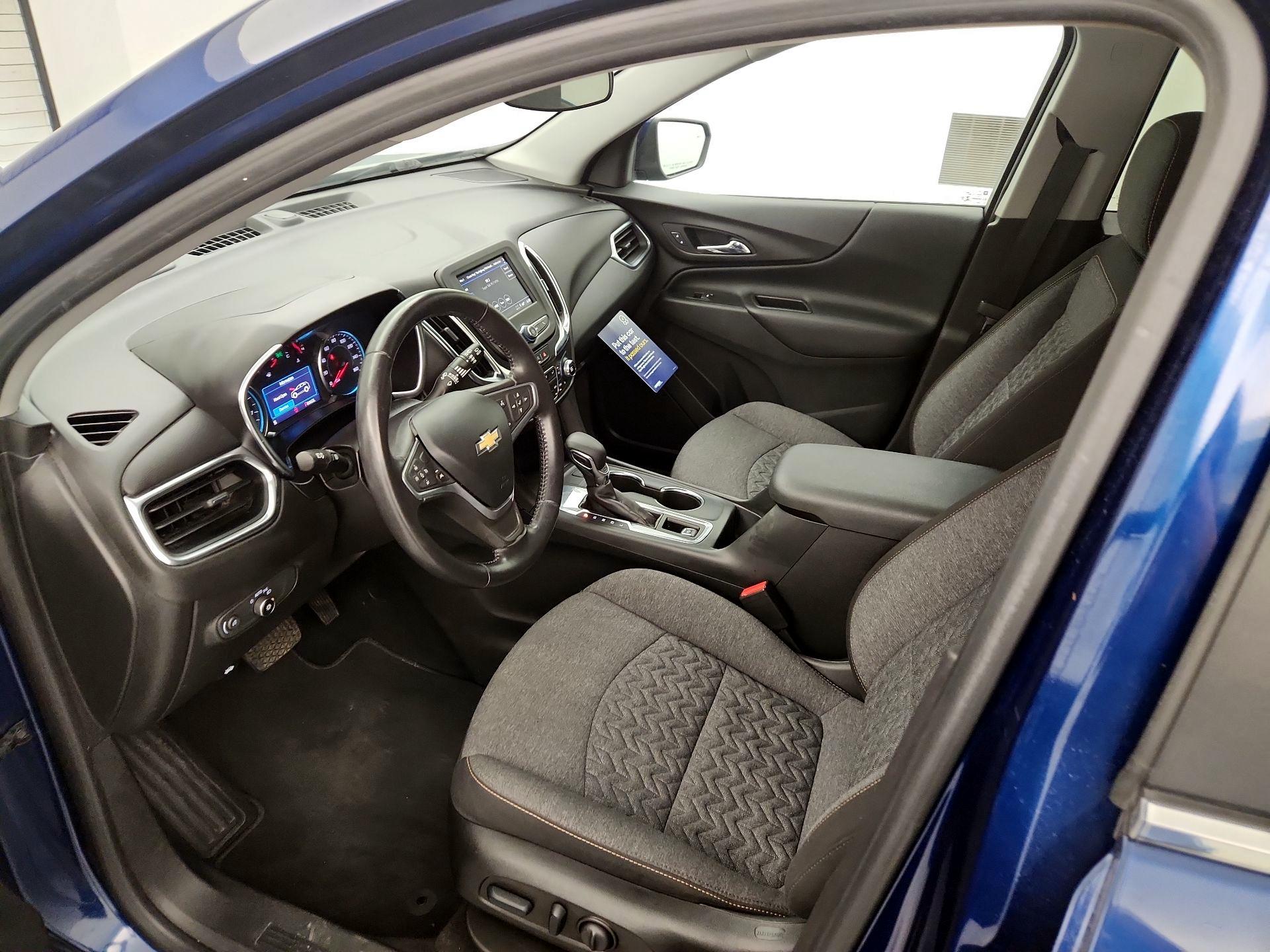 Thumbnail: 2022 Chevrolet Equinox - 11
