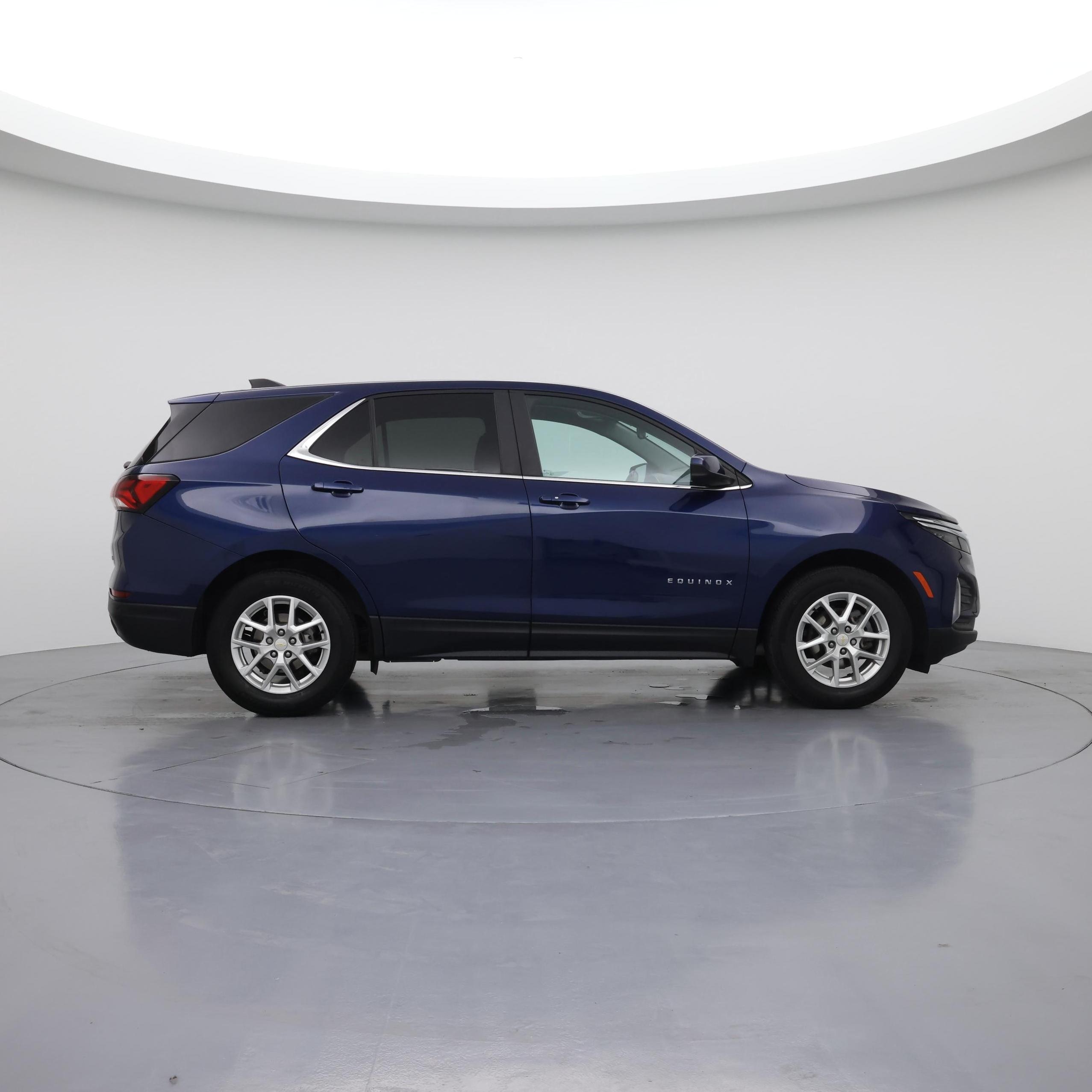 Thumbnail: 2022 Chevrolet Equinox - 7