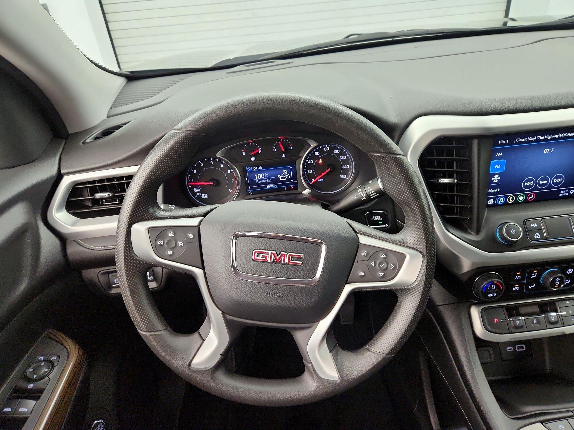 Thumbnail: 2023 GMC Acadia - 10