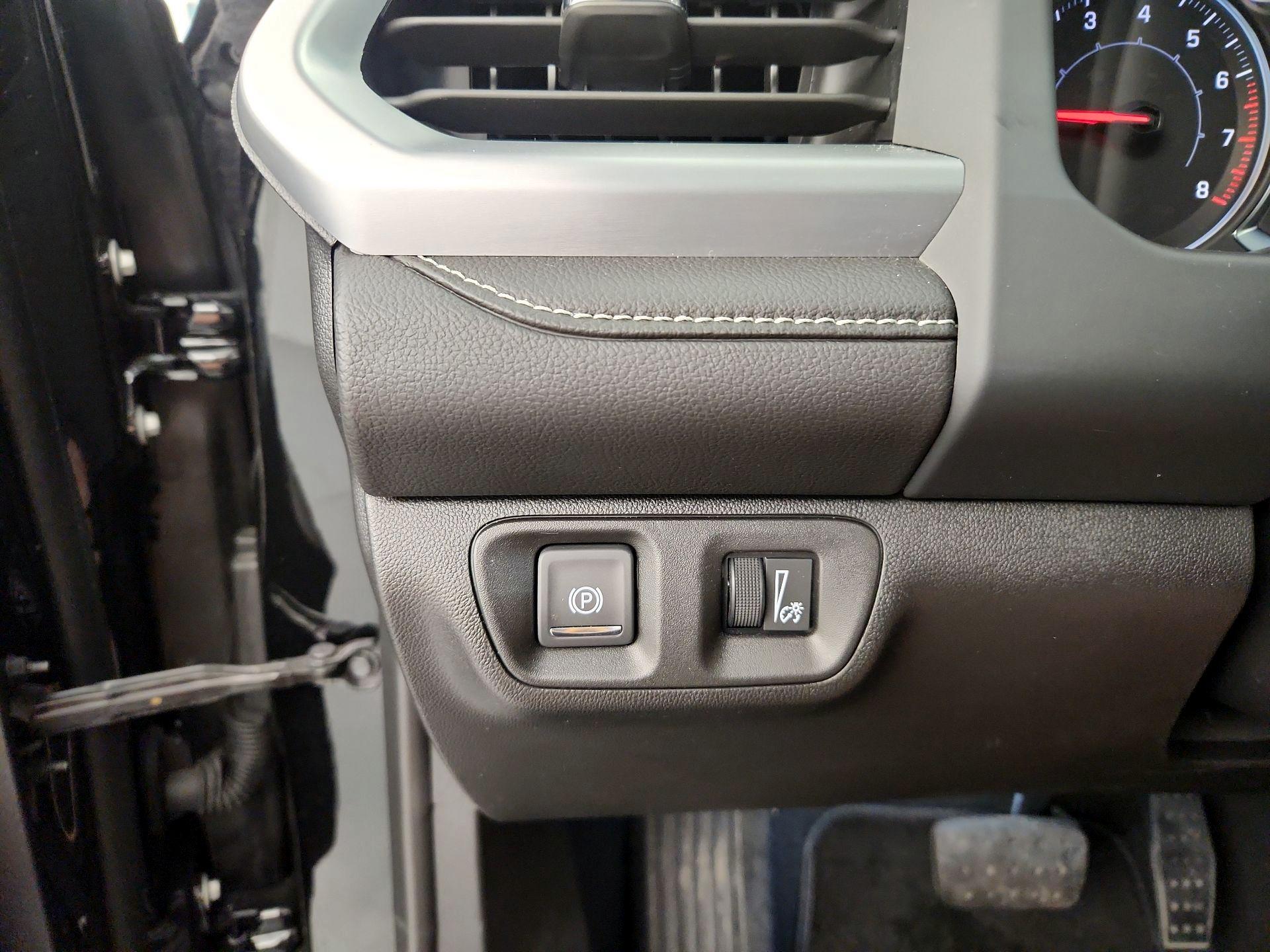 Thumbnail: 2023 GMC Acadia - 13