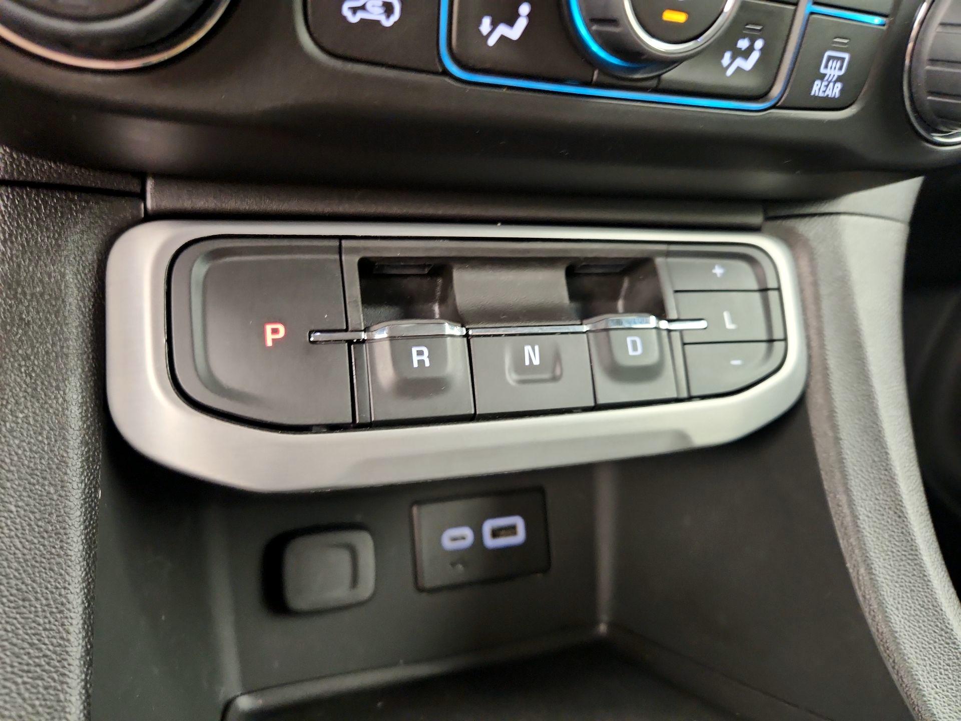 Thumbnail: 2023 GMC Acadia - 17