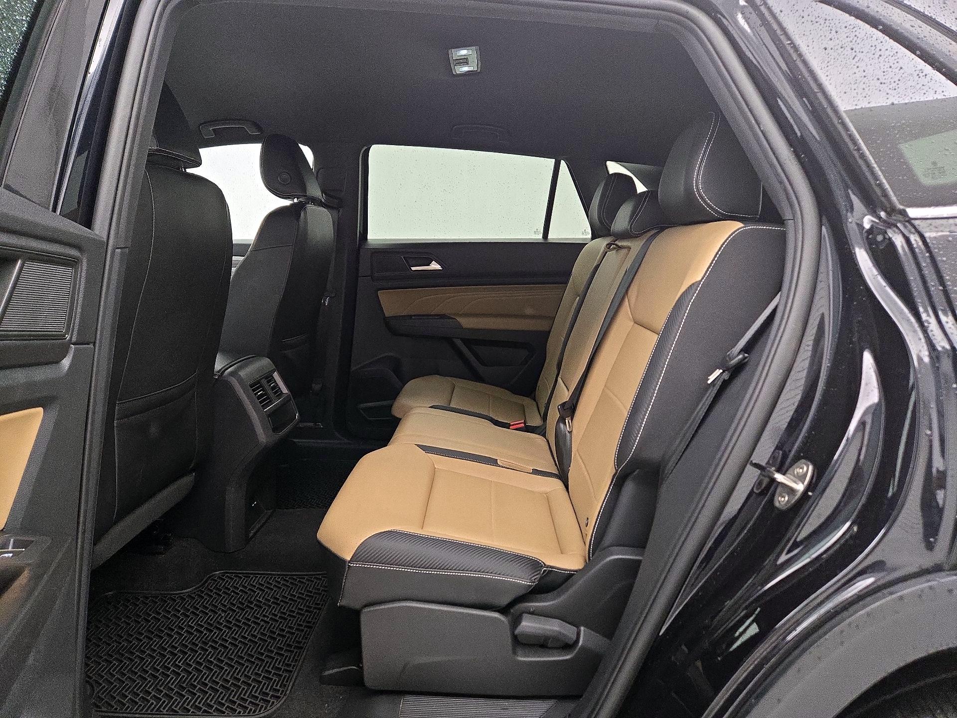 Thumbnail: 2022 Volkswagen Atlas - 19
