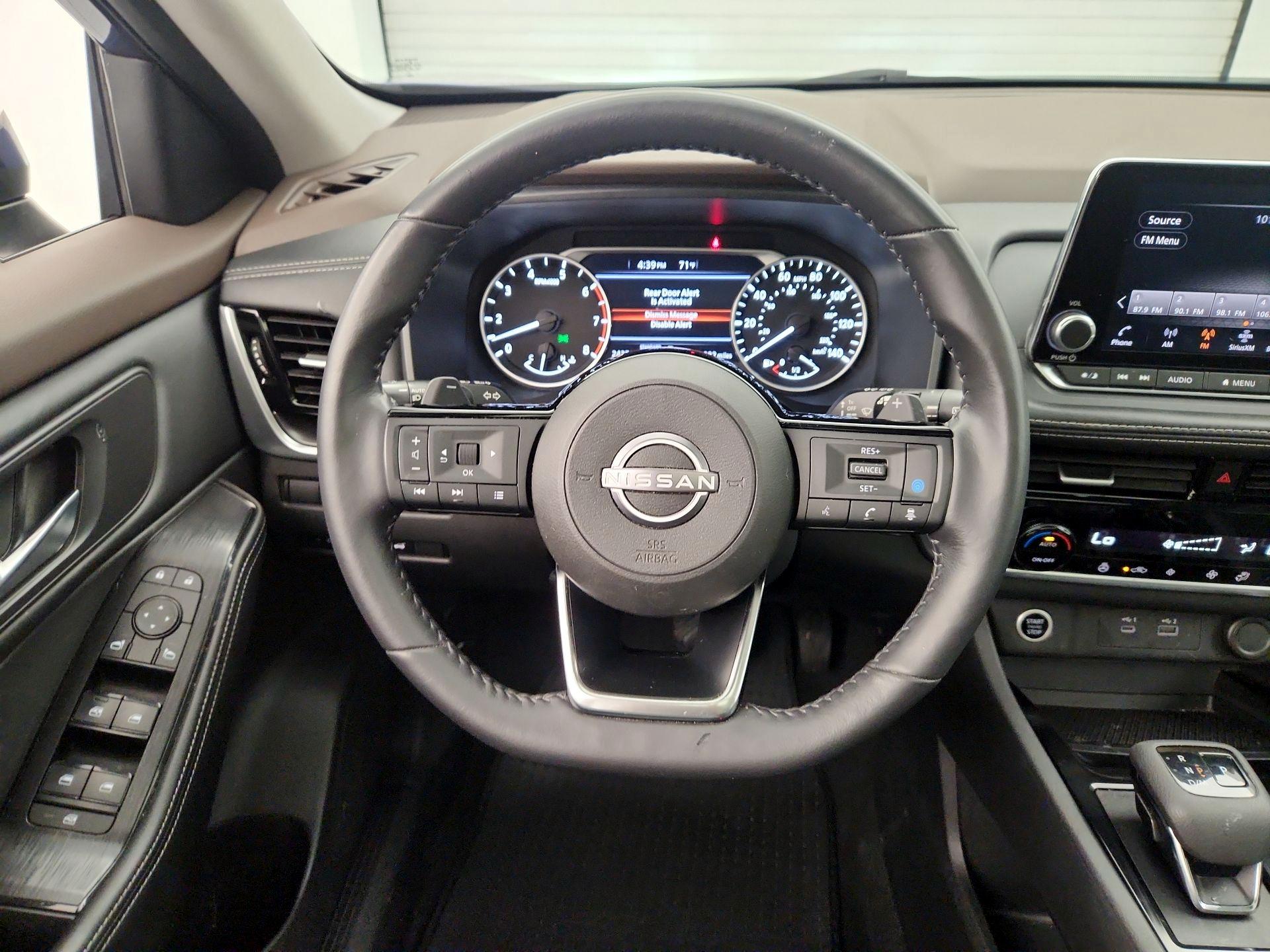 Thumbnail: 2022 Nissan Rogue - 10