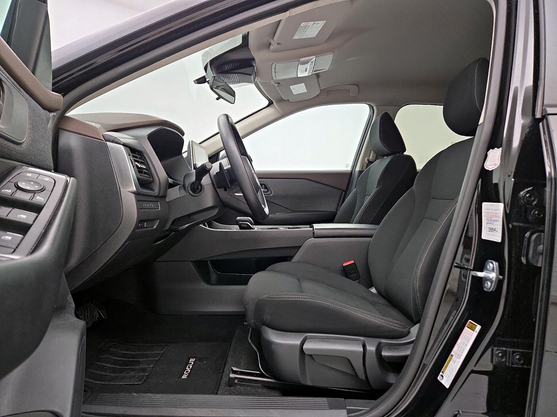 Thumbnail: 2023 Nissan Rogue - 11