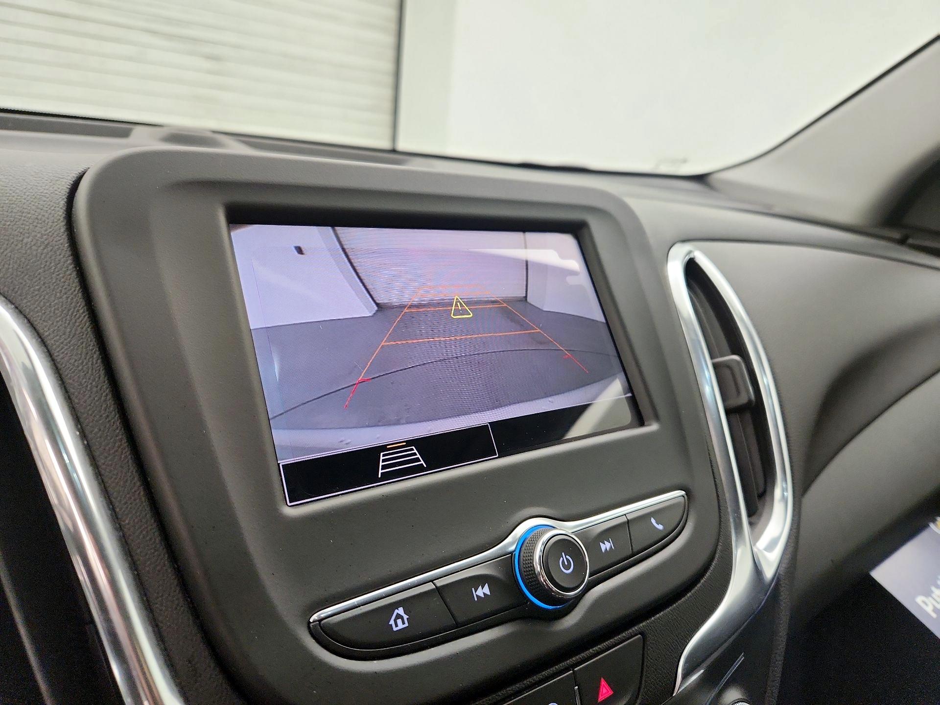 Thumbnail: 2022 Chevrolet Equinox - 14