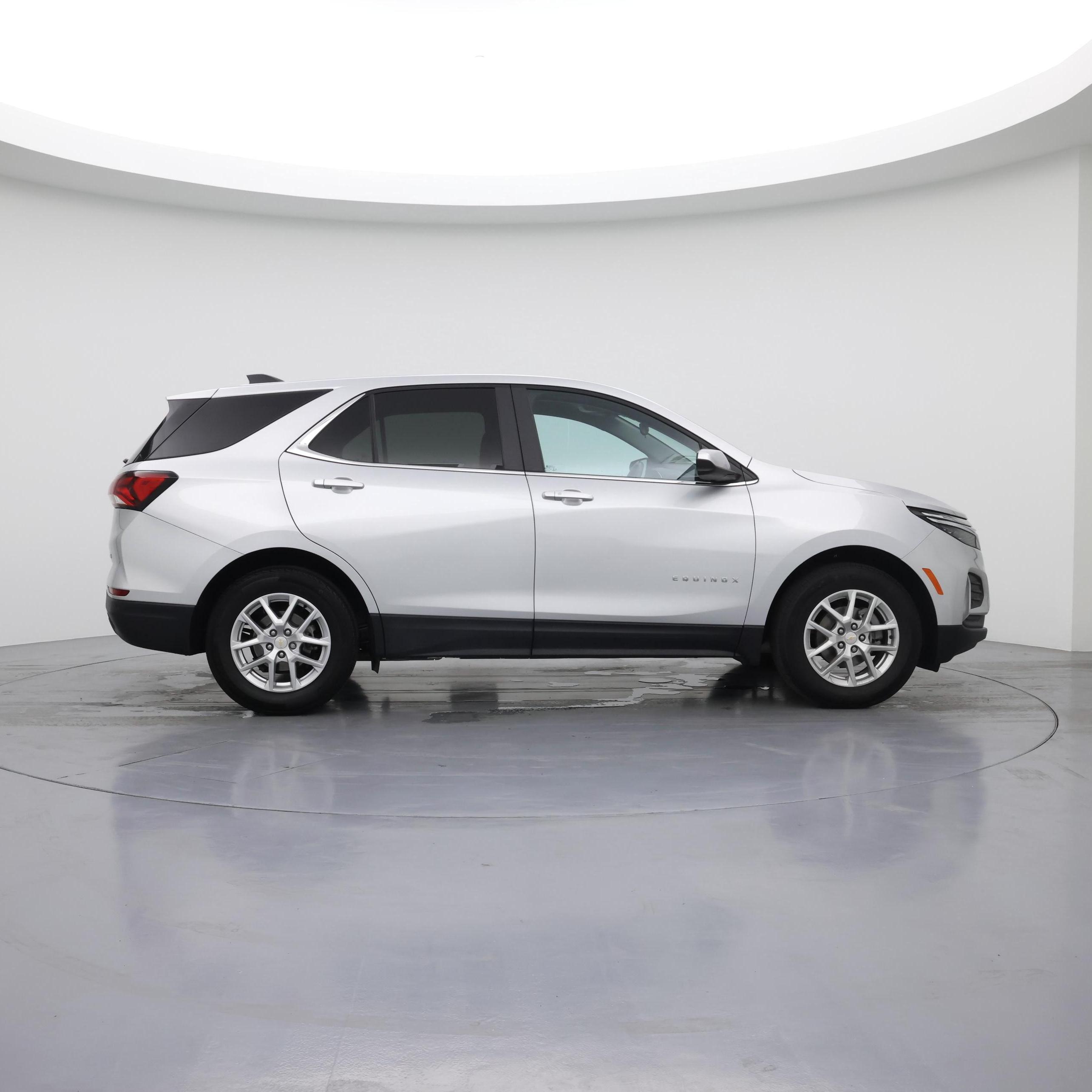 Thumbnail: 2022 Chevrolet Equinox - 7