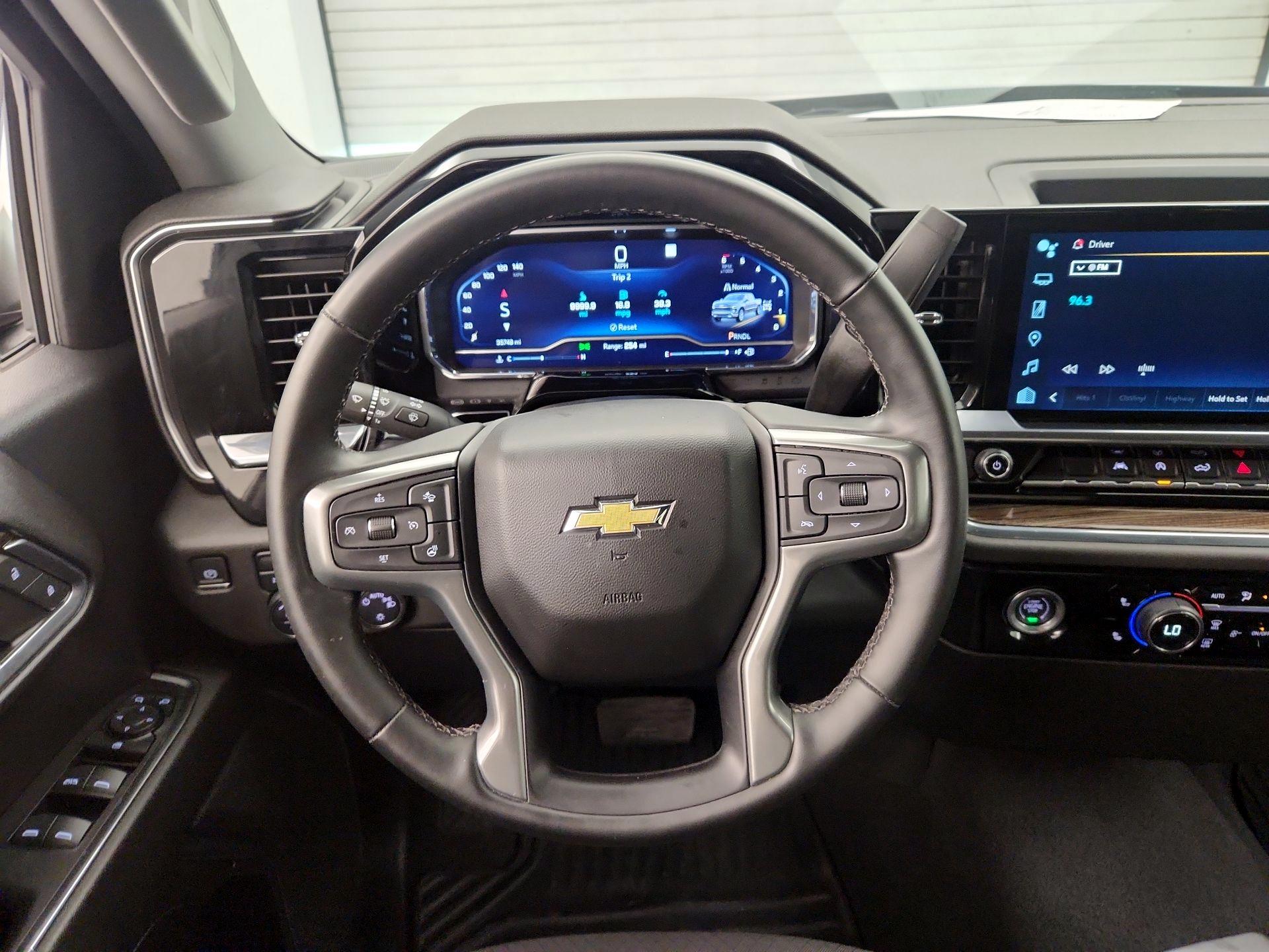 Thumbnail: 2023 Chevrolet Silverado 1500 - 10