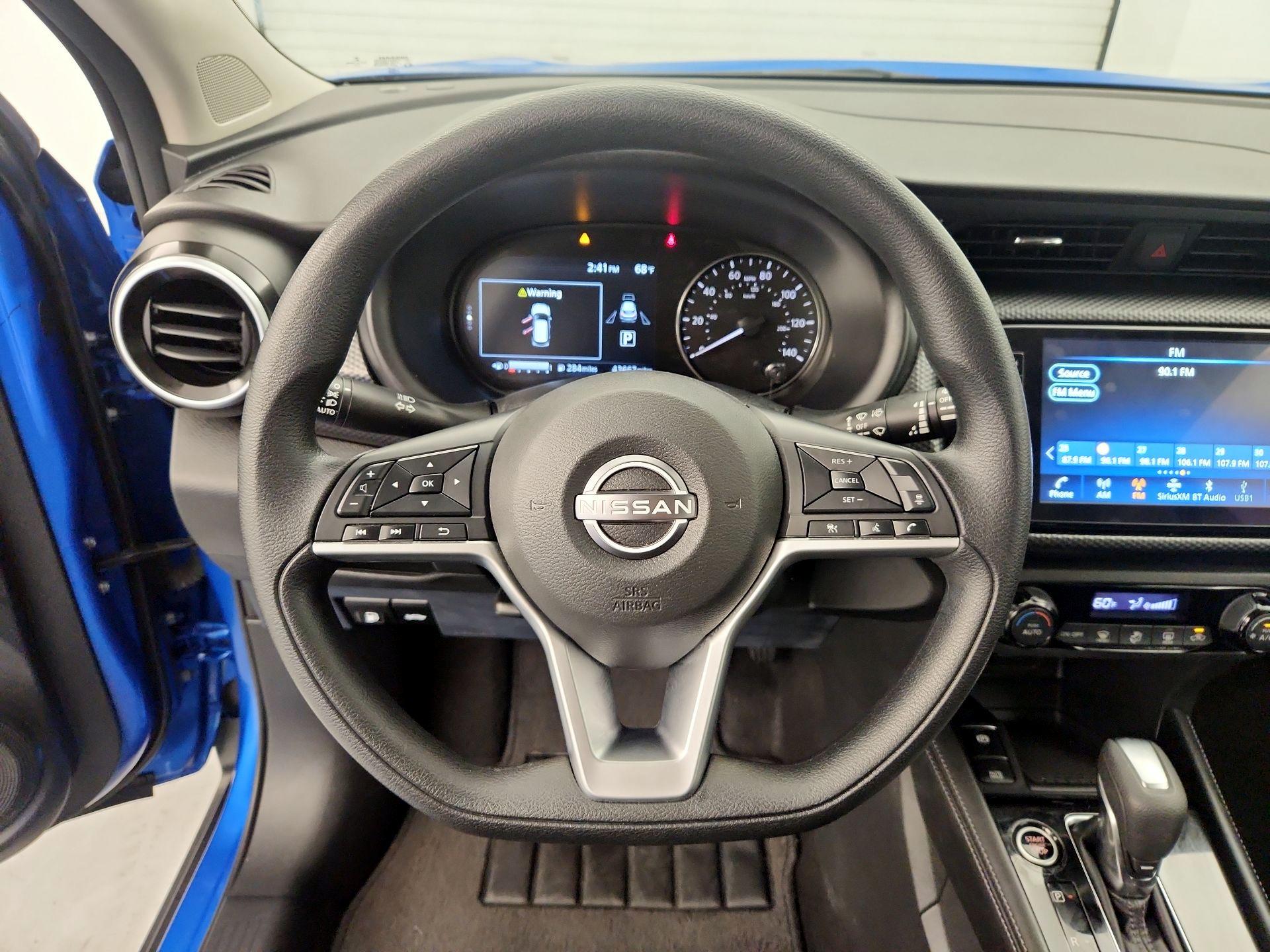Thumbnail: 2022 Nissan Kicks - 10
