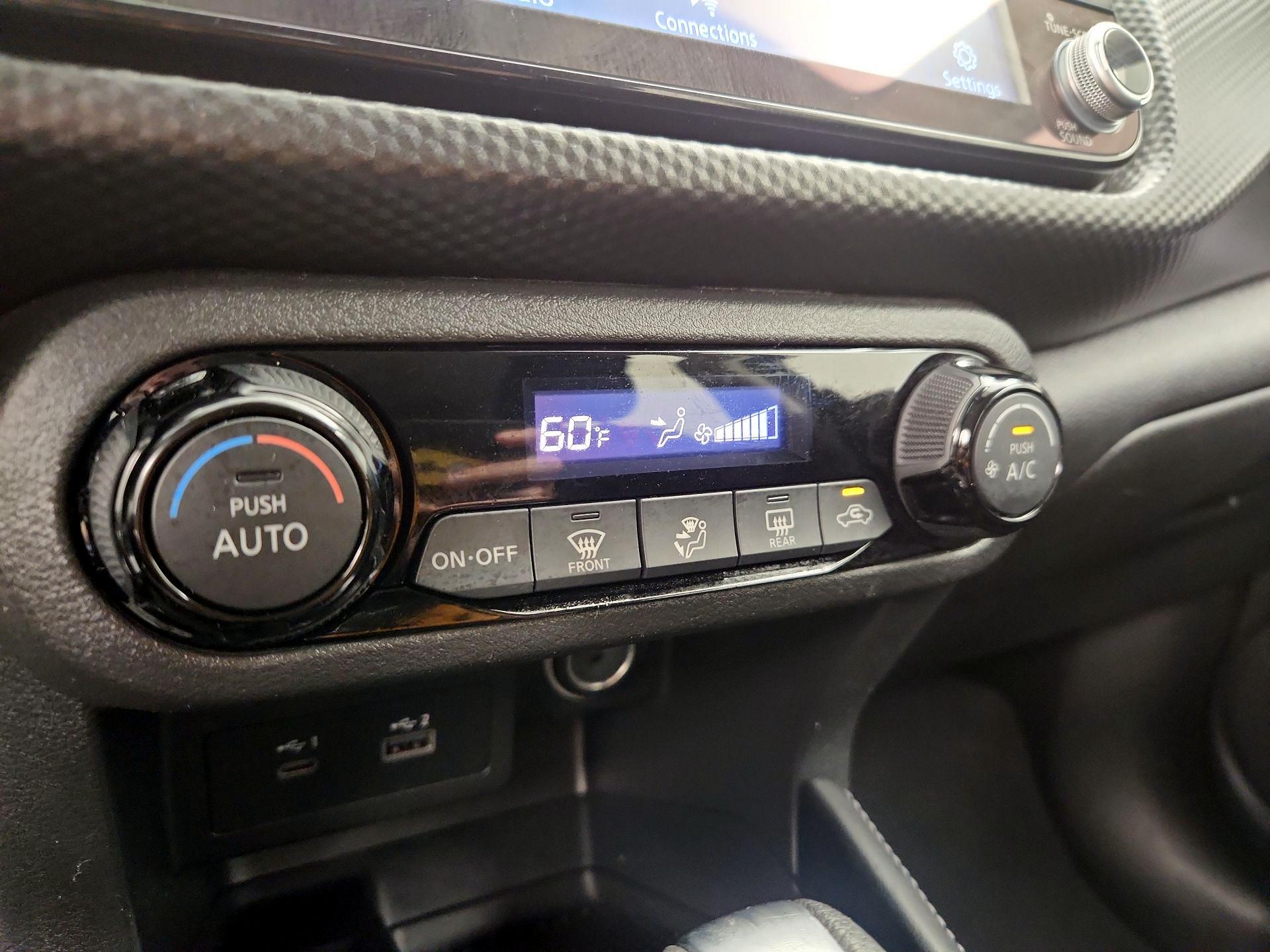 Thumbnail: 2022 Nissan Kicks - 15