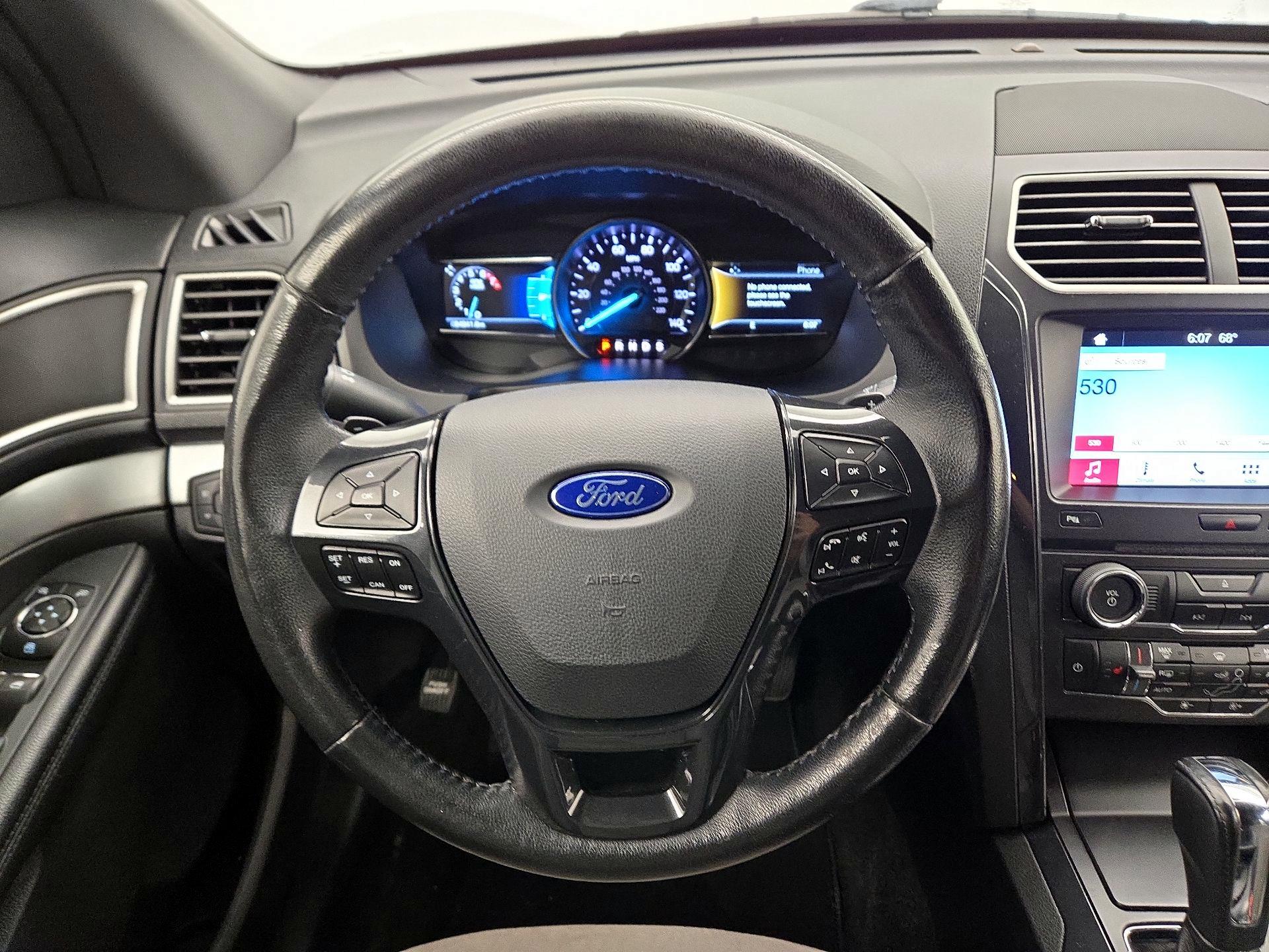 Thumbnail: 2017 Ford Explorer - 10