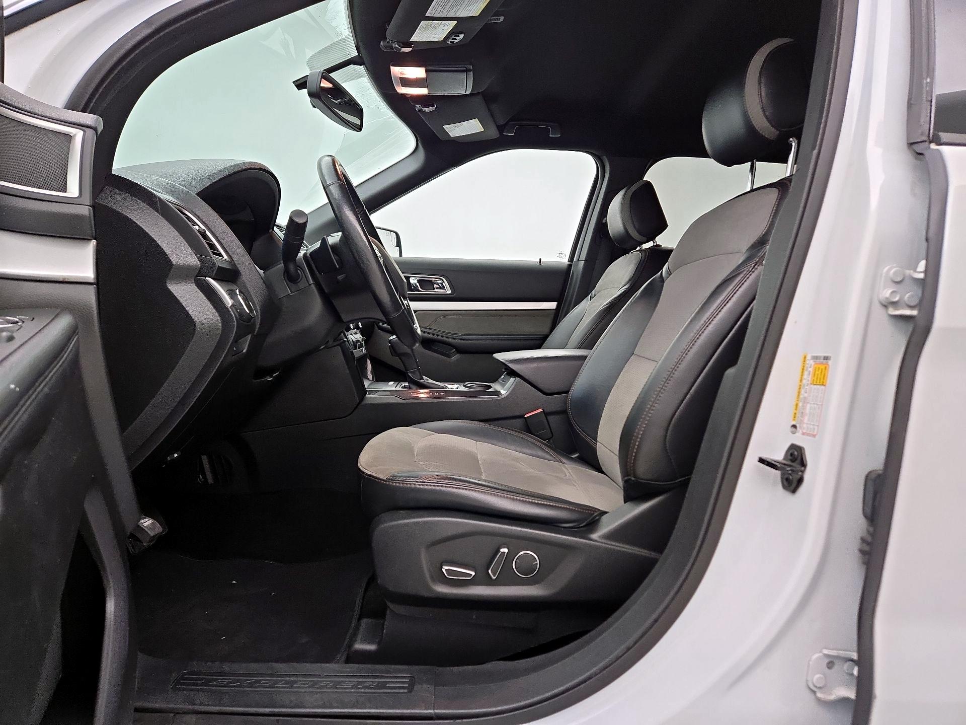 Thumbnail: 2017 Ford Explorer - 11
