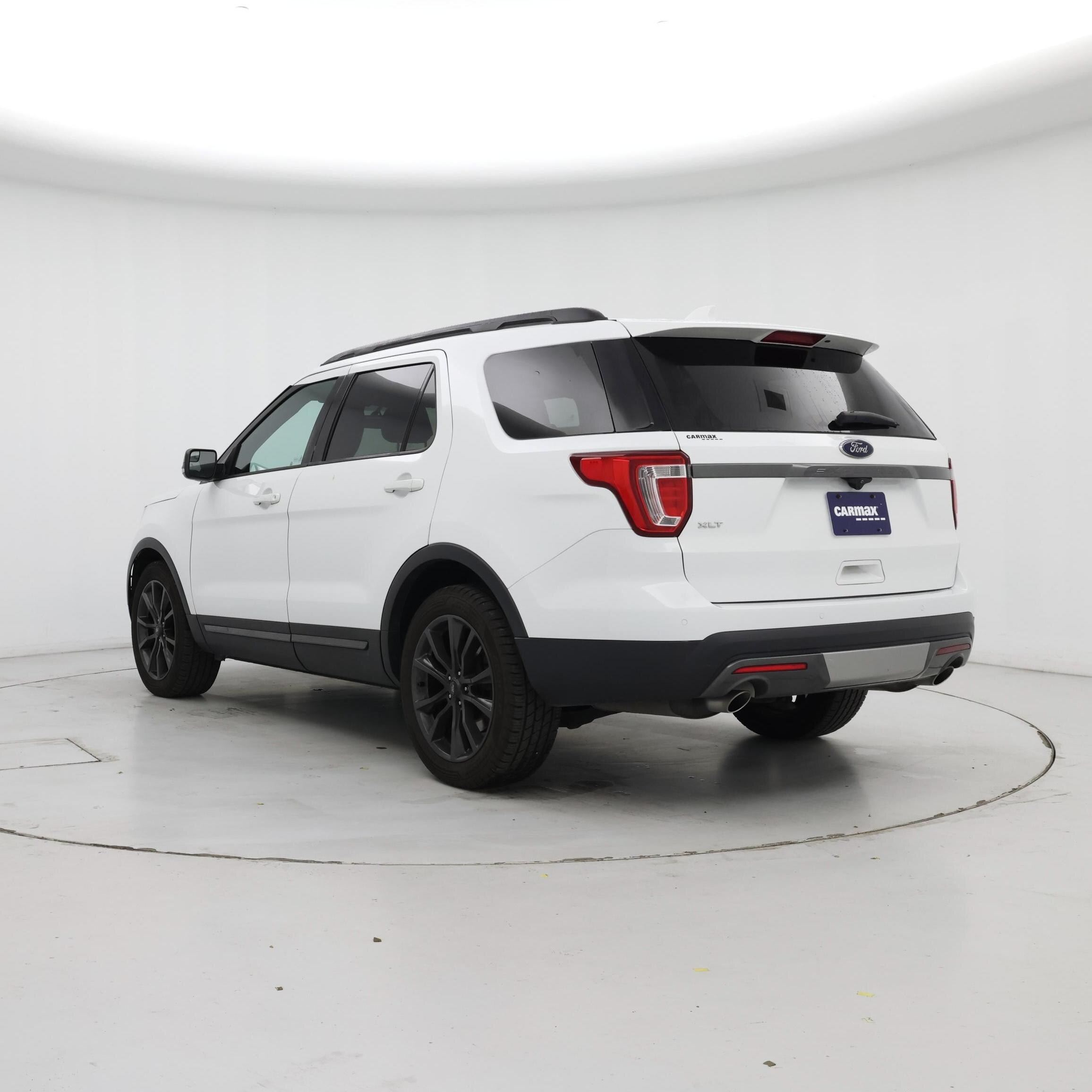 Thumbnail: 2017 Ford Explorer - 2