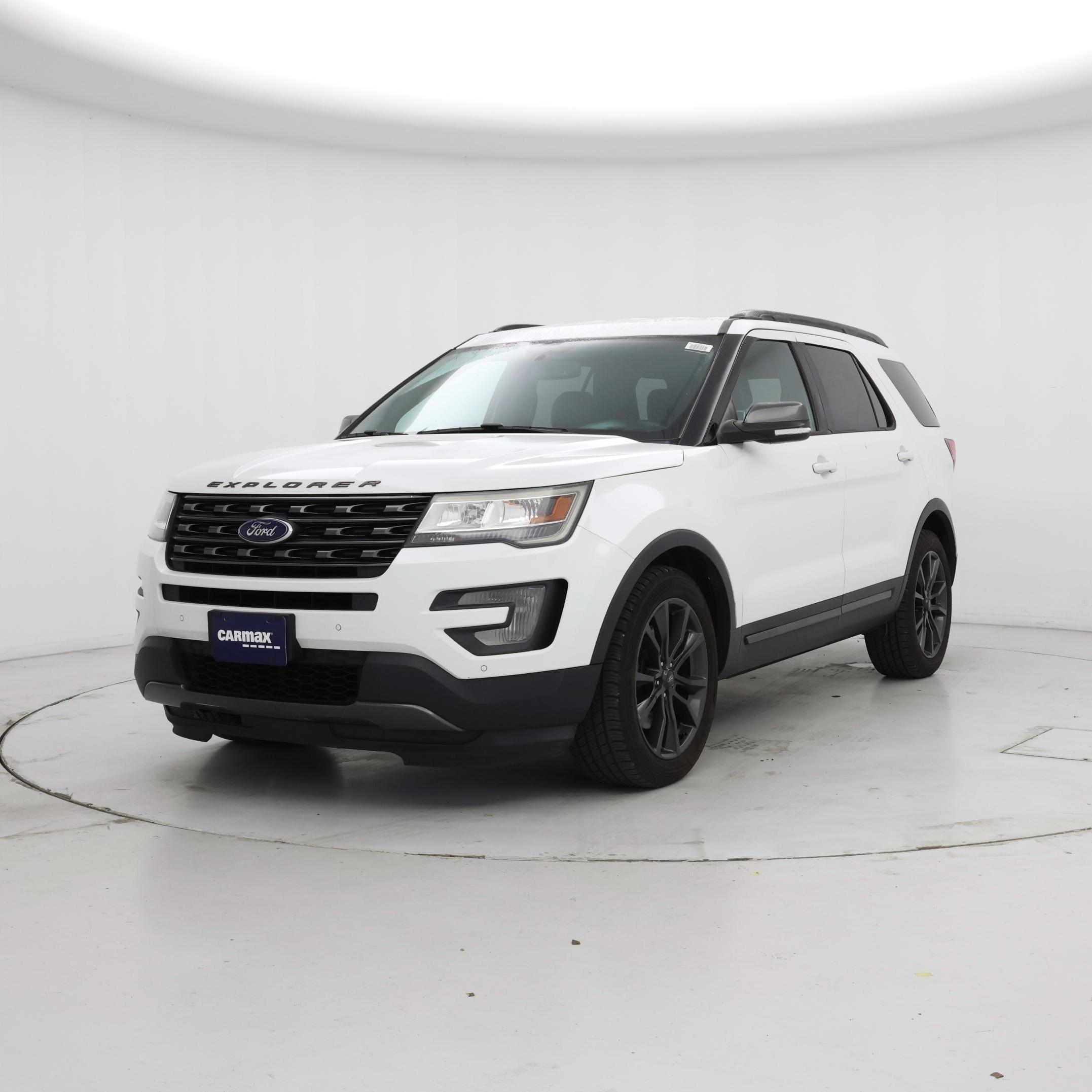 Thumbnail: 2017 Ford Explorer - 4