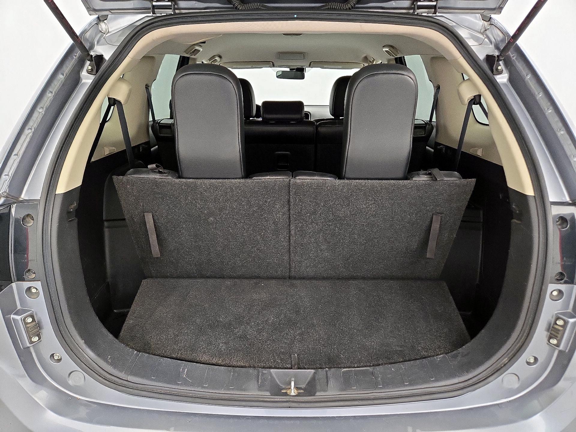 Thumbnail: 2016 Mitsubishi Outlander - 20