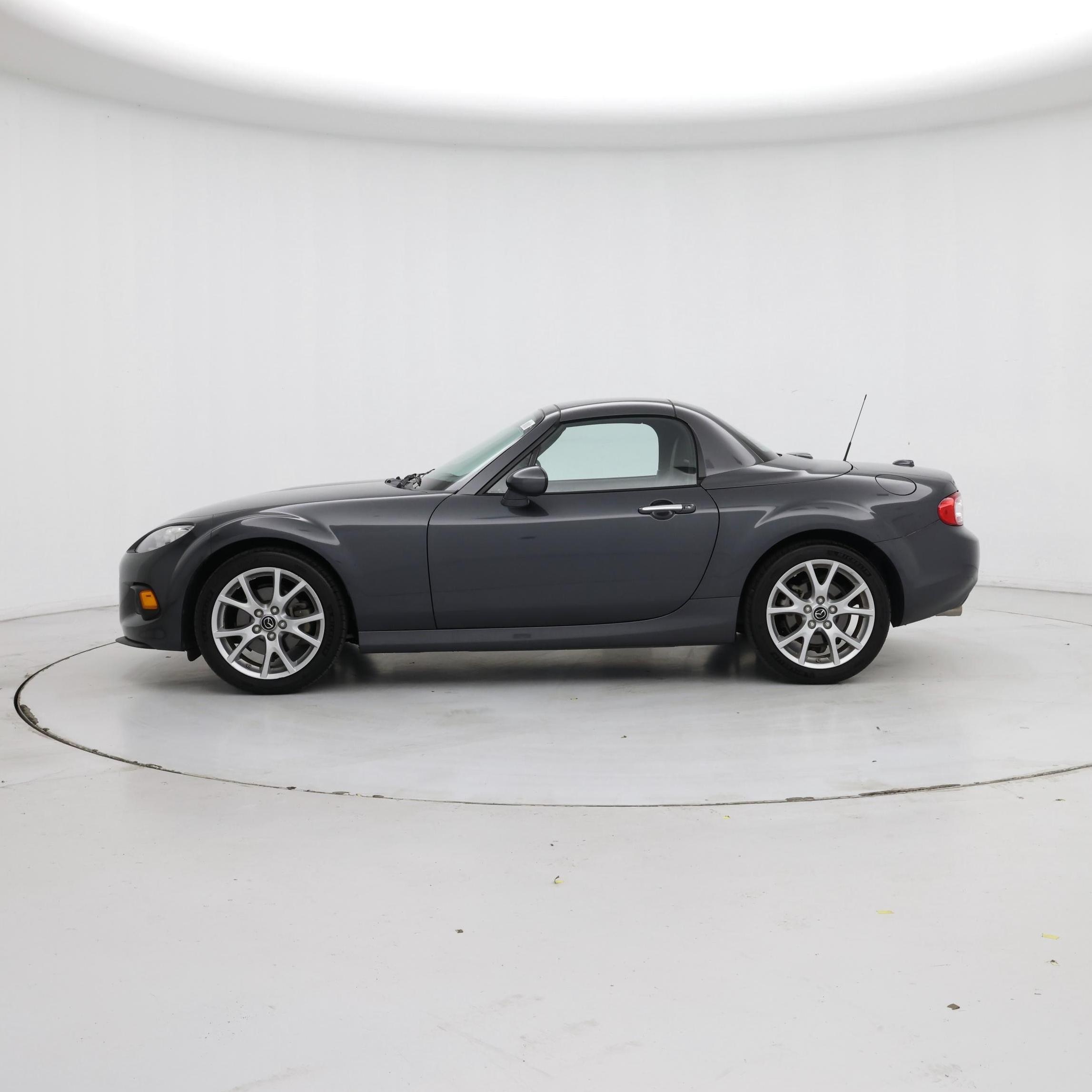 Thumbnail: 2015 Mazda MX-5 Miata - 3