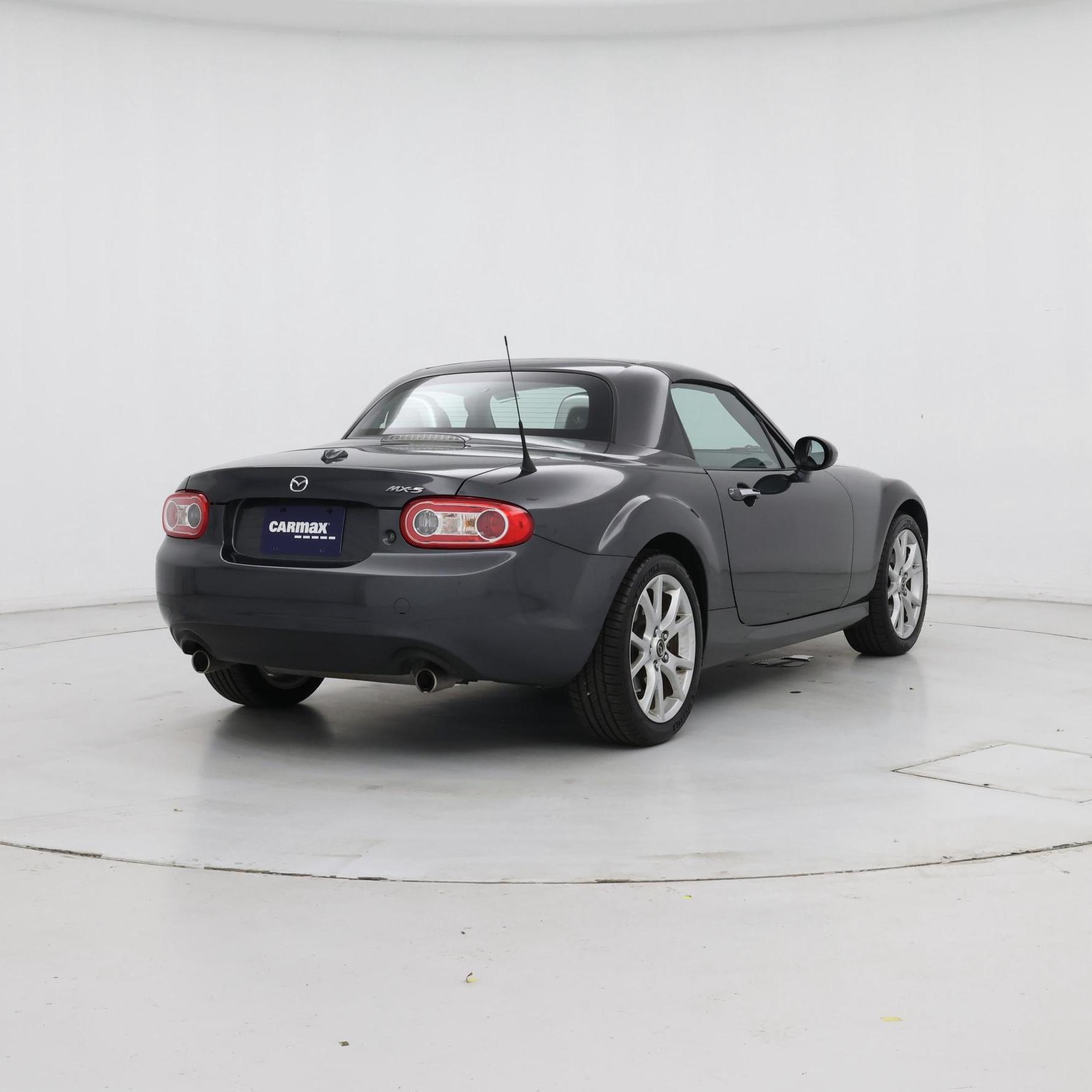 Thumbnail: 2015 Mazda MX-5 Miata - 8