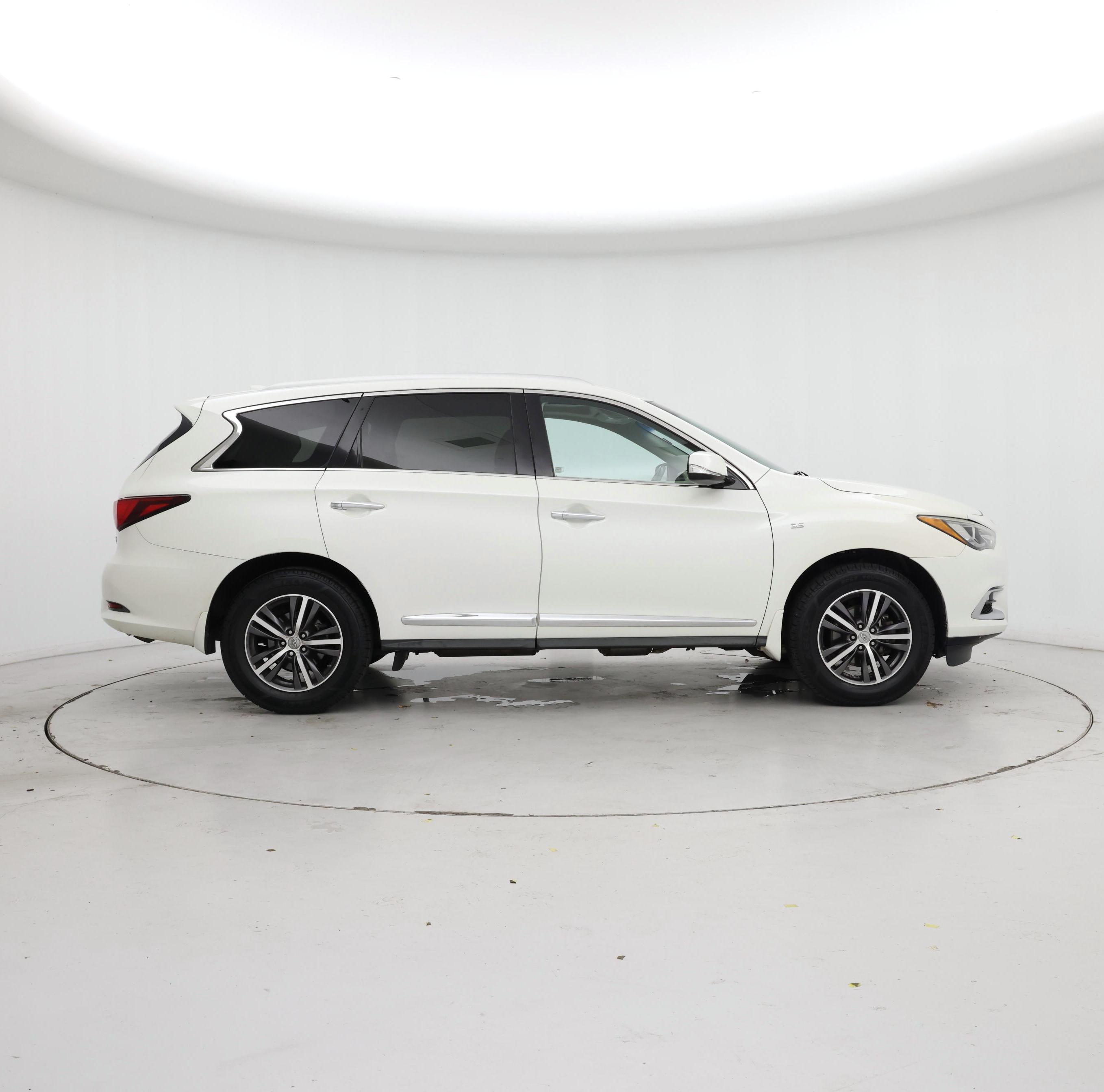 Thumbnail: 2016 INFINITI QX60 - 7