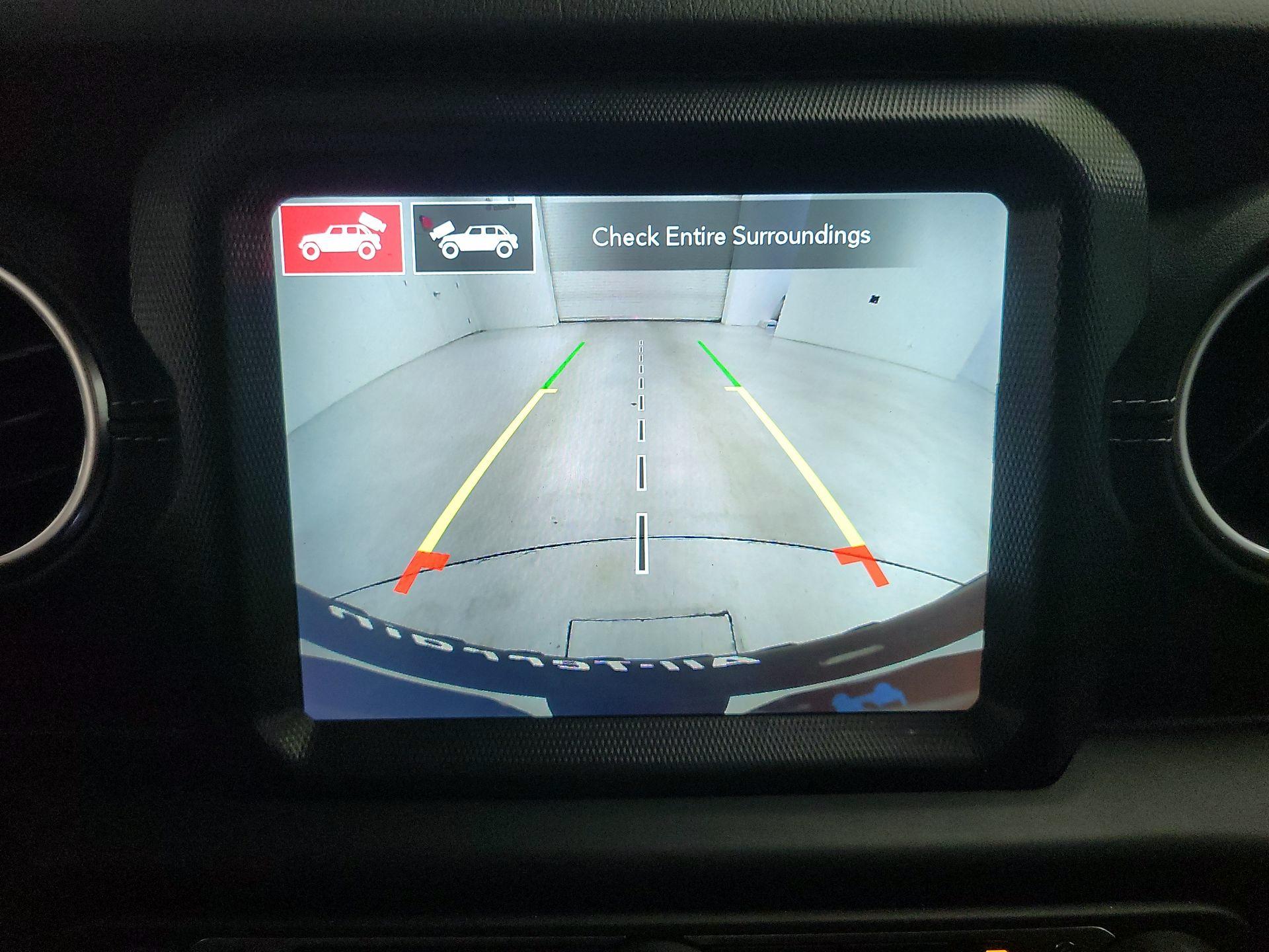 Thumbnail: 2022 Jeep Wrangler - 15