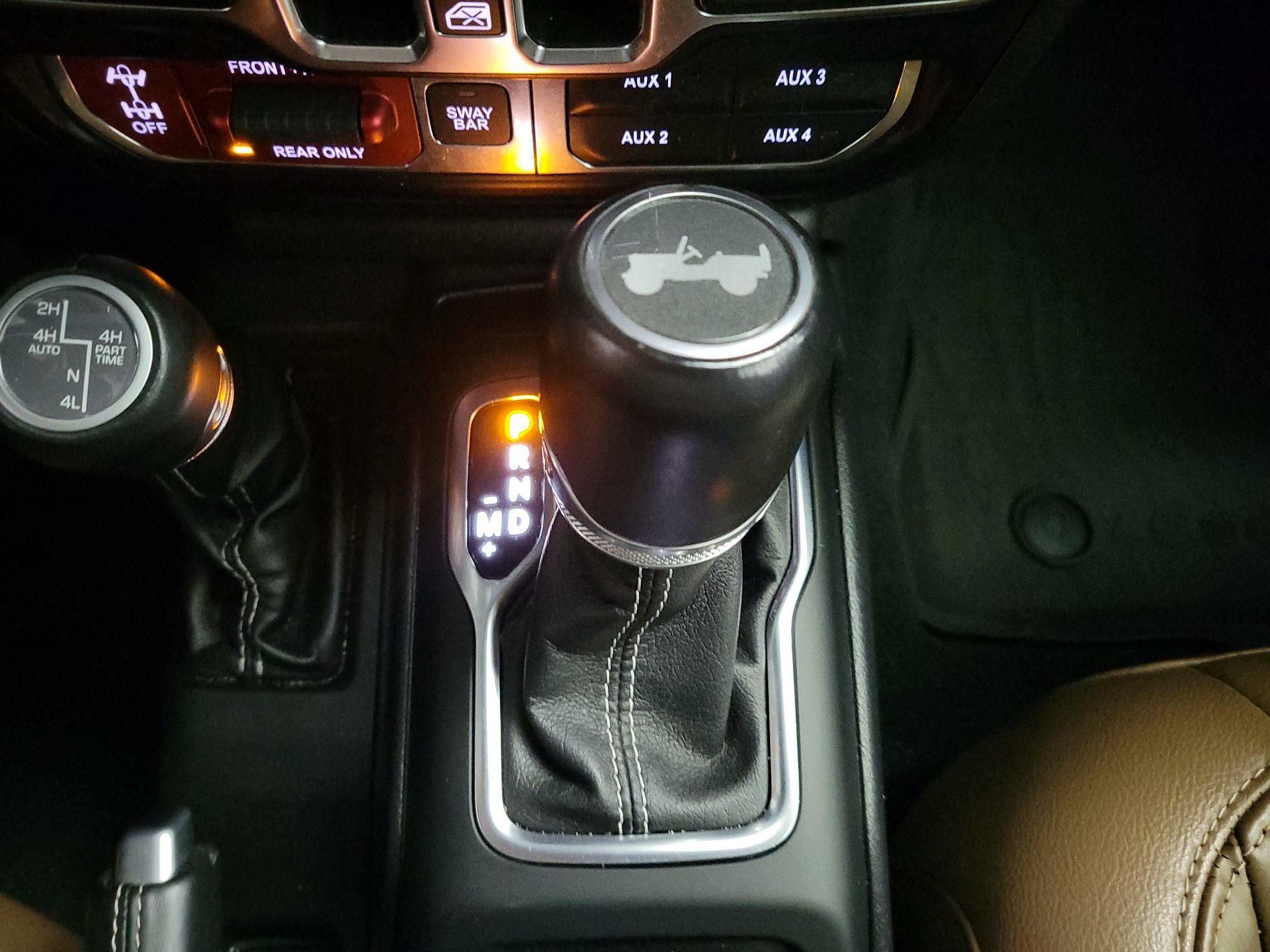 Thumbnail: 2022 Jeep Wrangler - 18