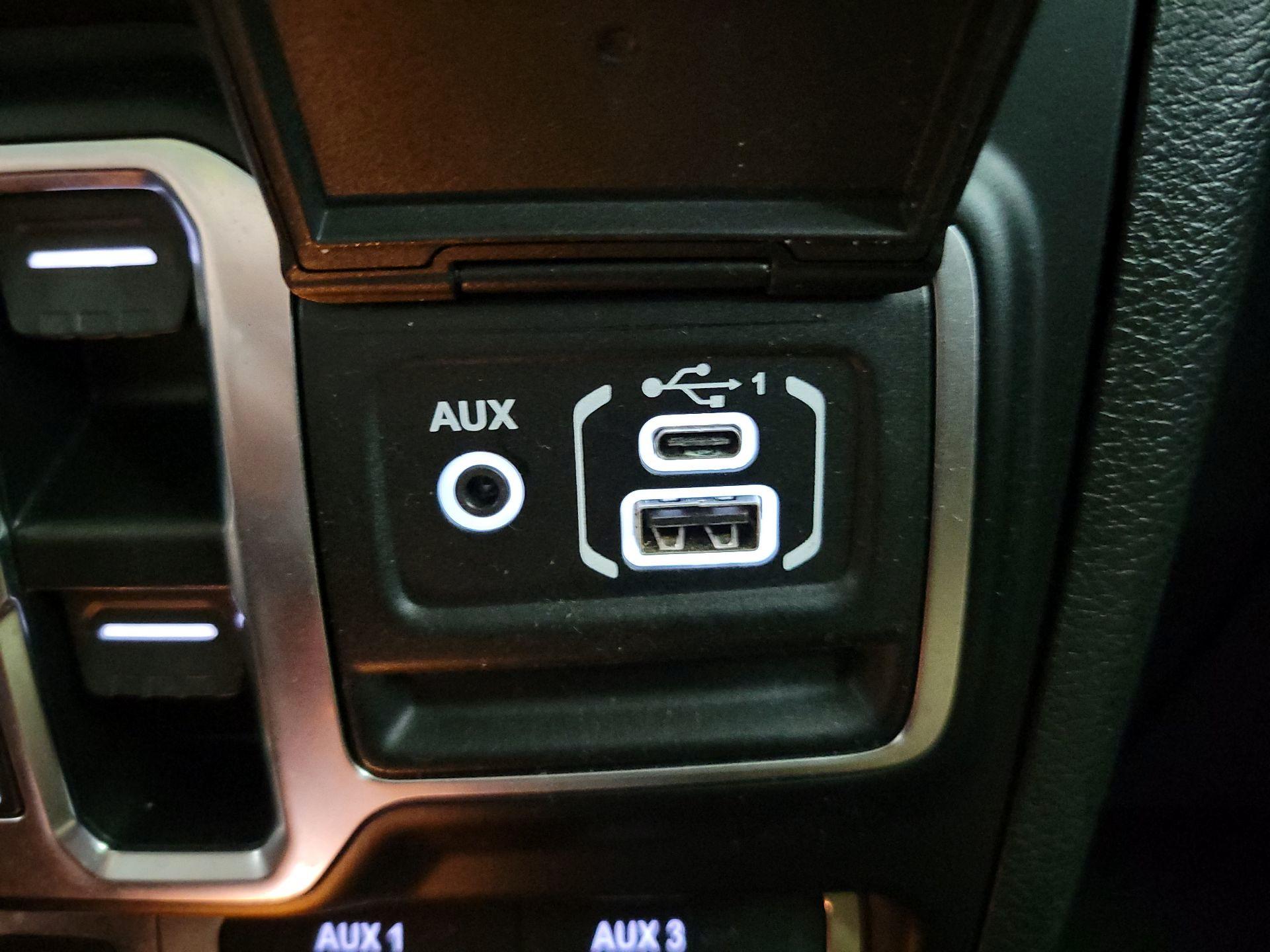 Thumbnail: 2022 Jeep Wrangler - 19