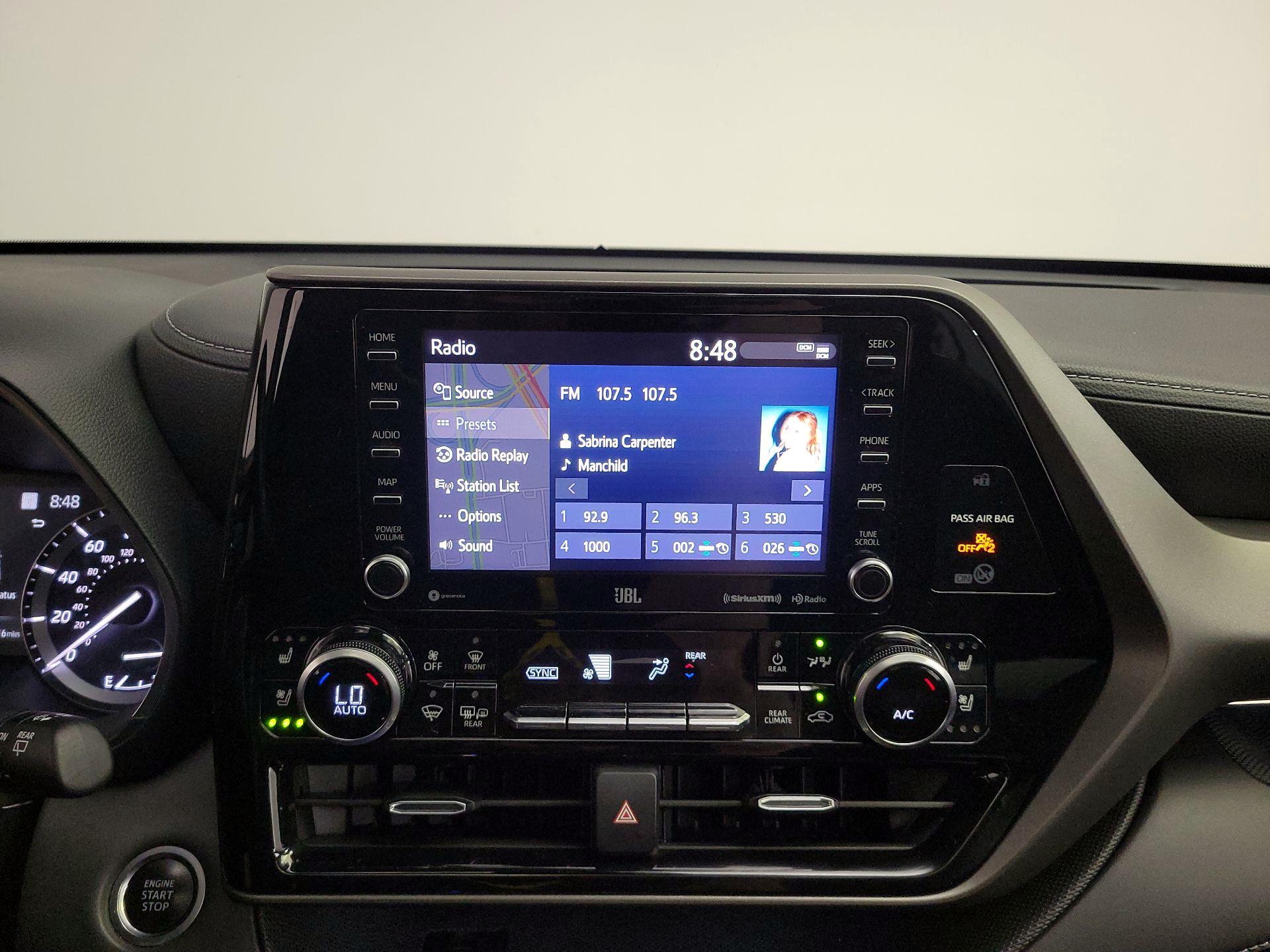 Thumbnail: 2021 Toyota Highlander - 16