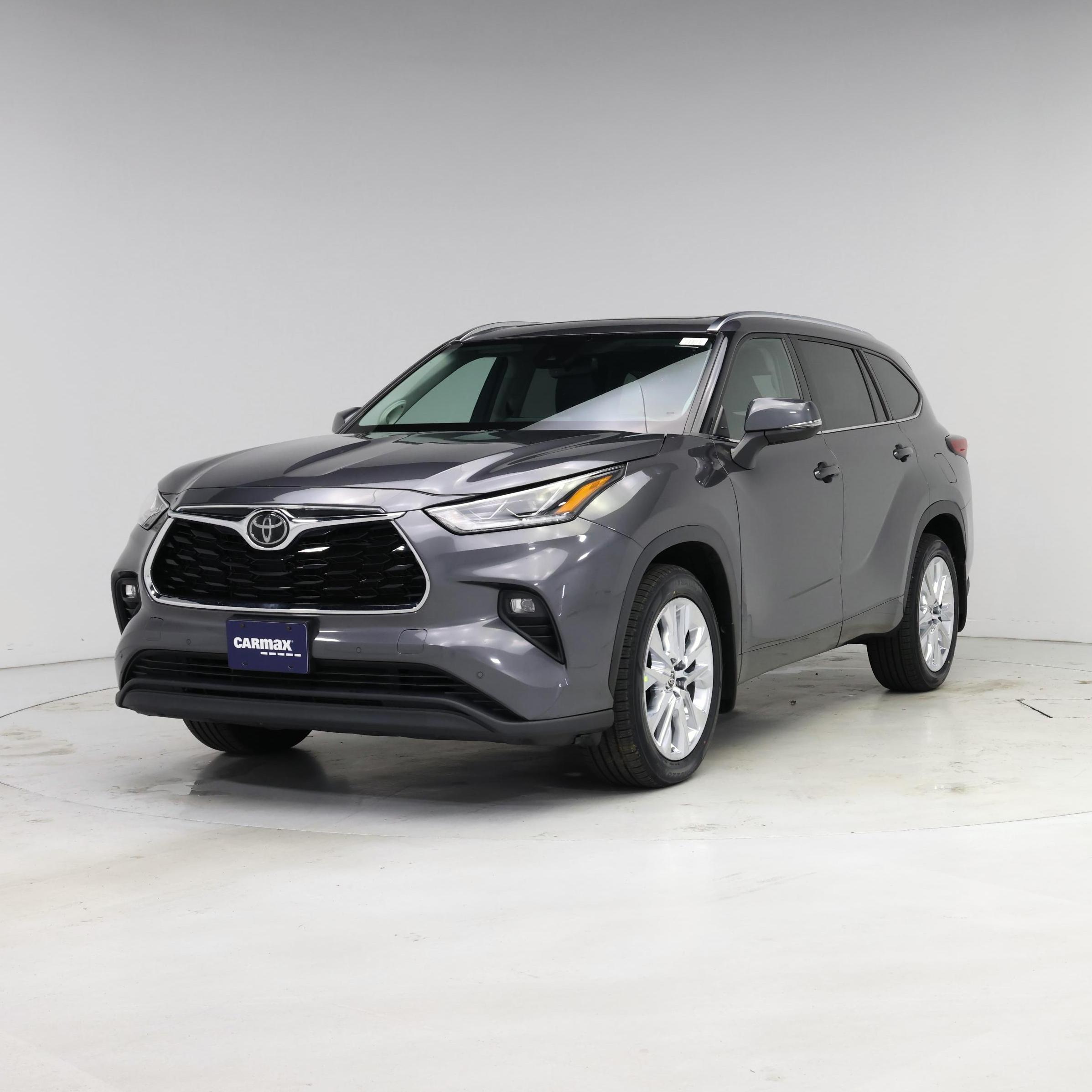 Thumbnail: 2021 Toyota Highlander - 4