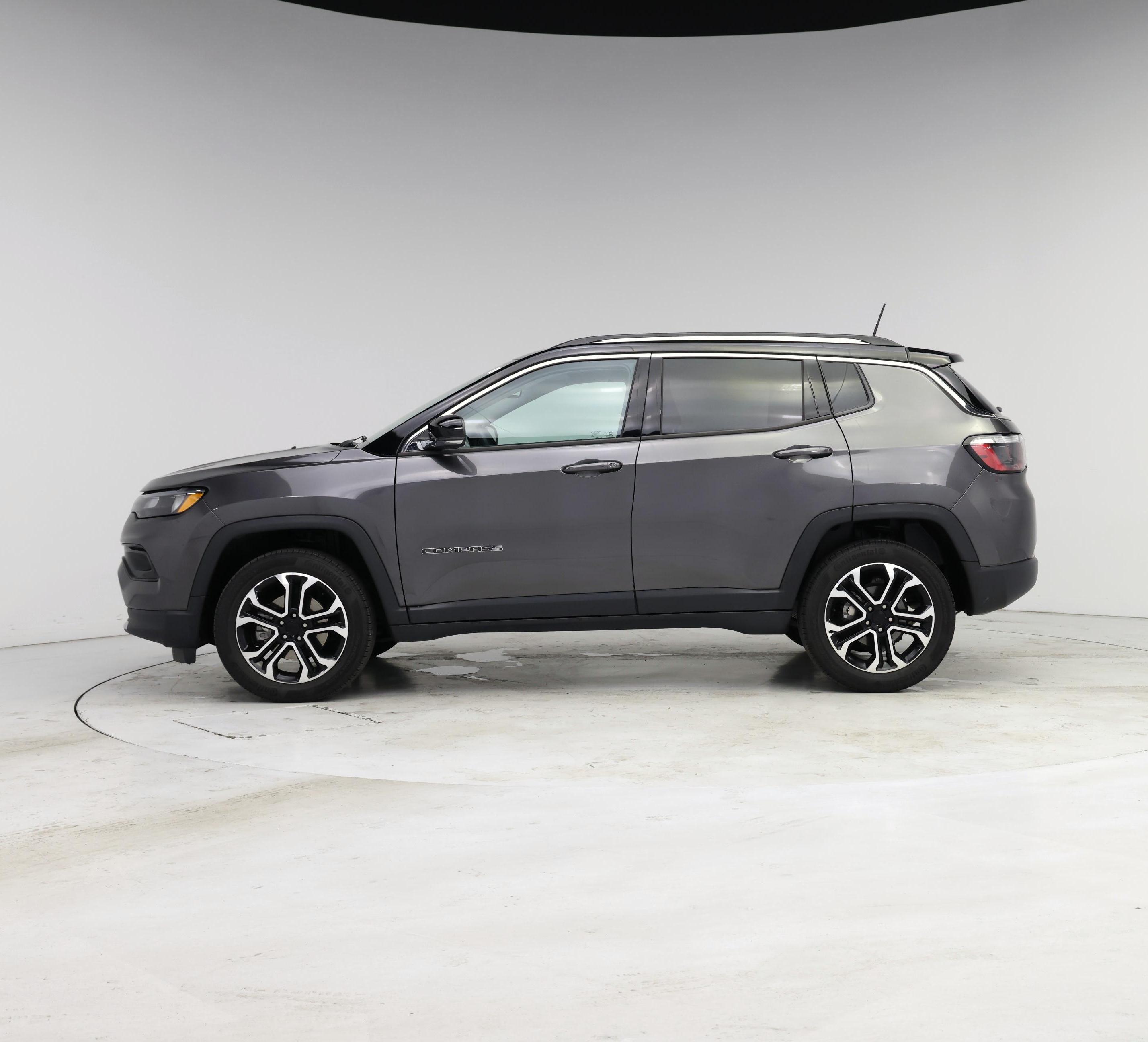 Thumbnail: 2022 Jeep Compass - 3