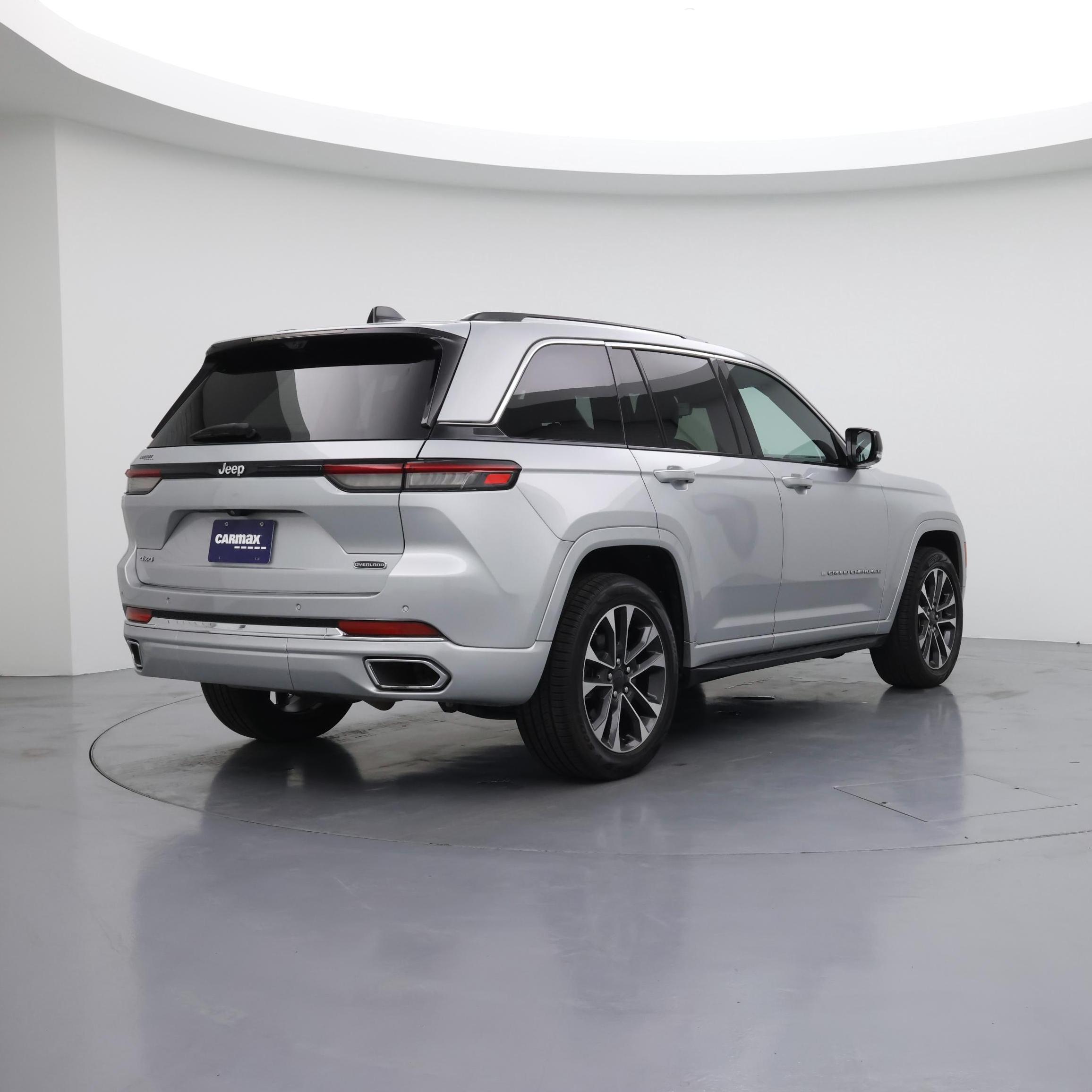 Thumbnail: 2023 Jeep Grand Cherokee - 8