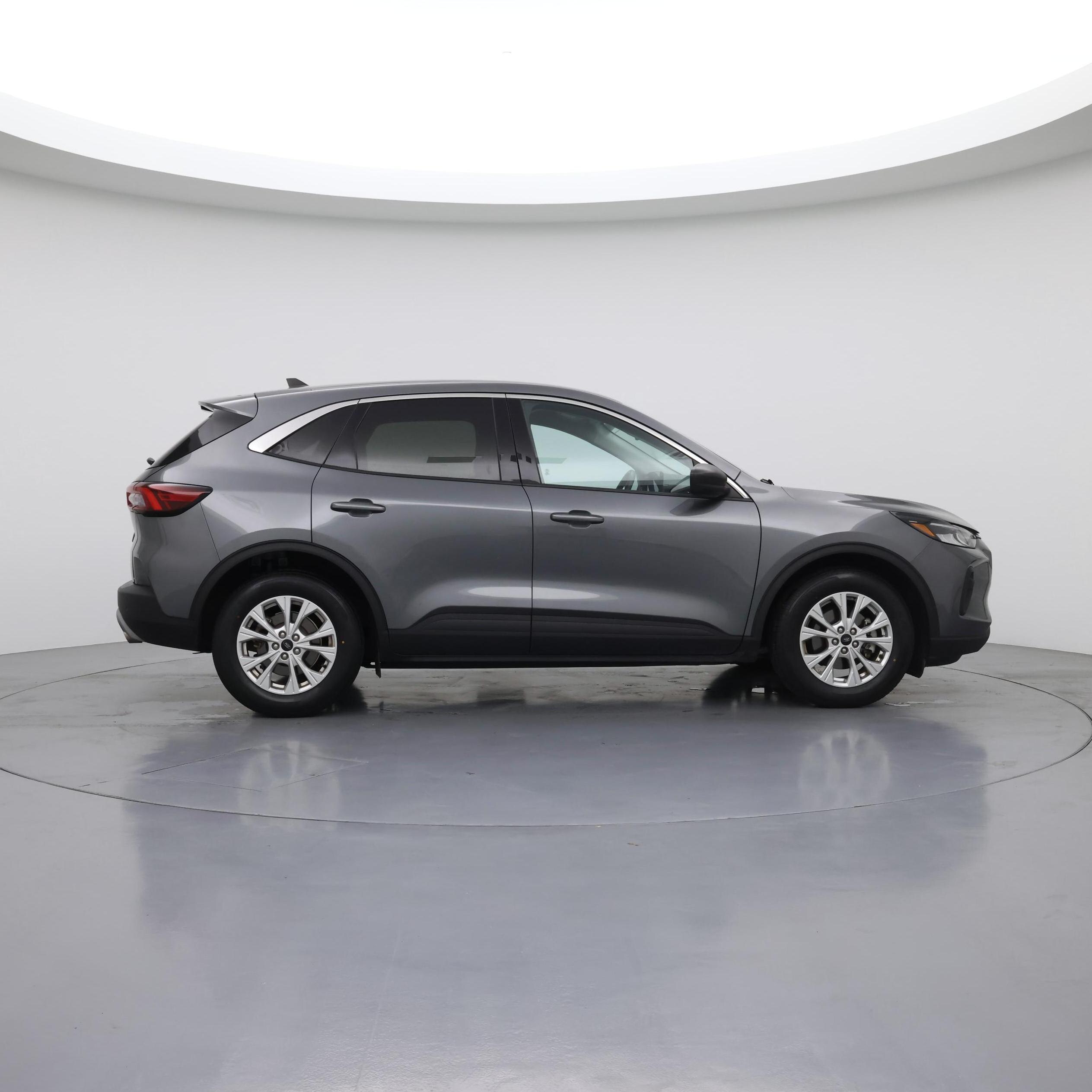 Thumbnail: 2023 Ford Escape - 7