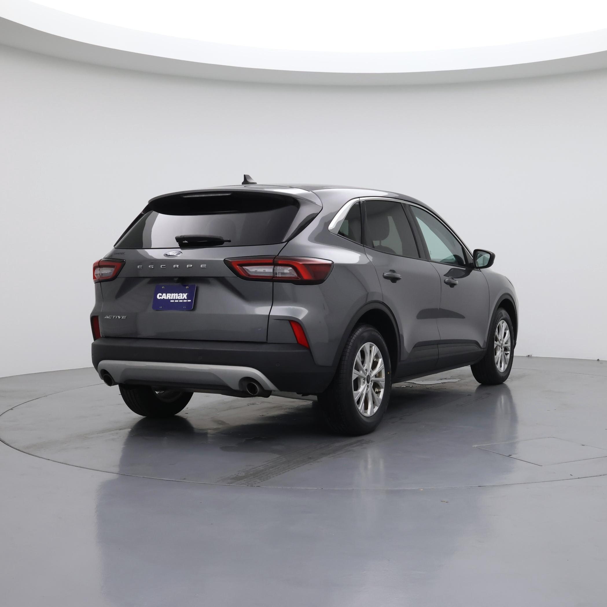 Thumbnail: 2023 Ford Escape - 8