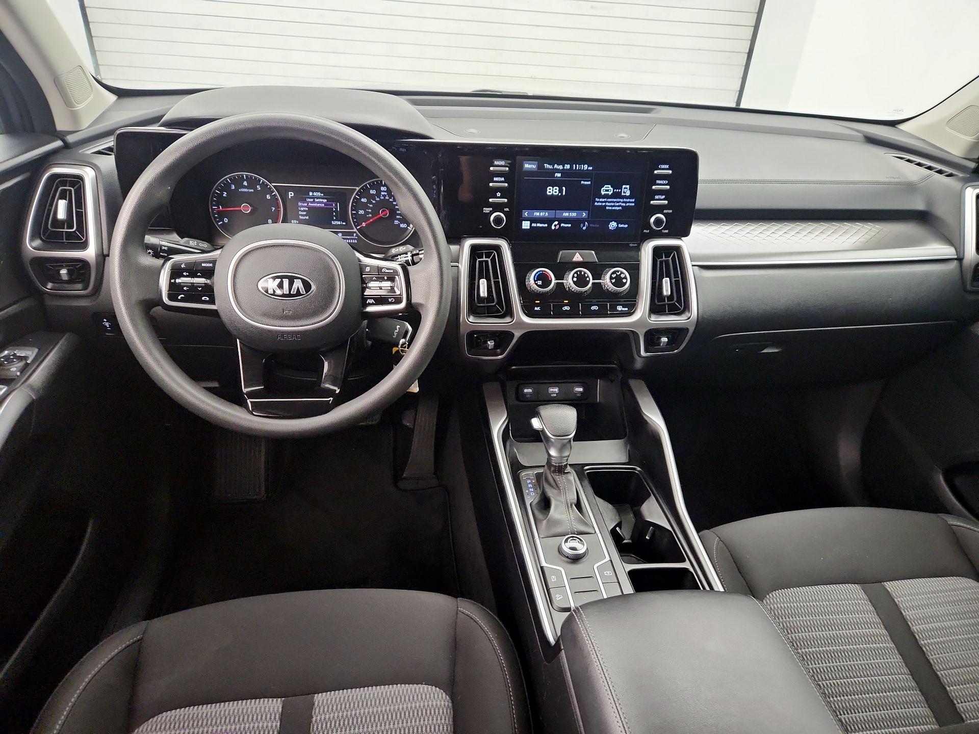 Thumbnail: 2021 Kia Sorento - 9