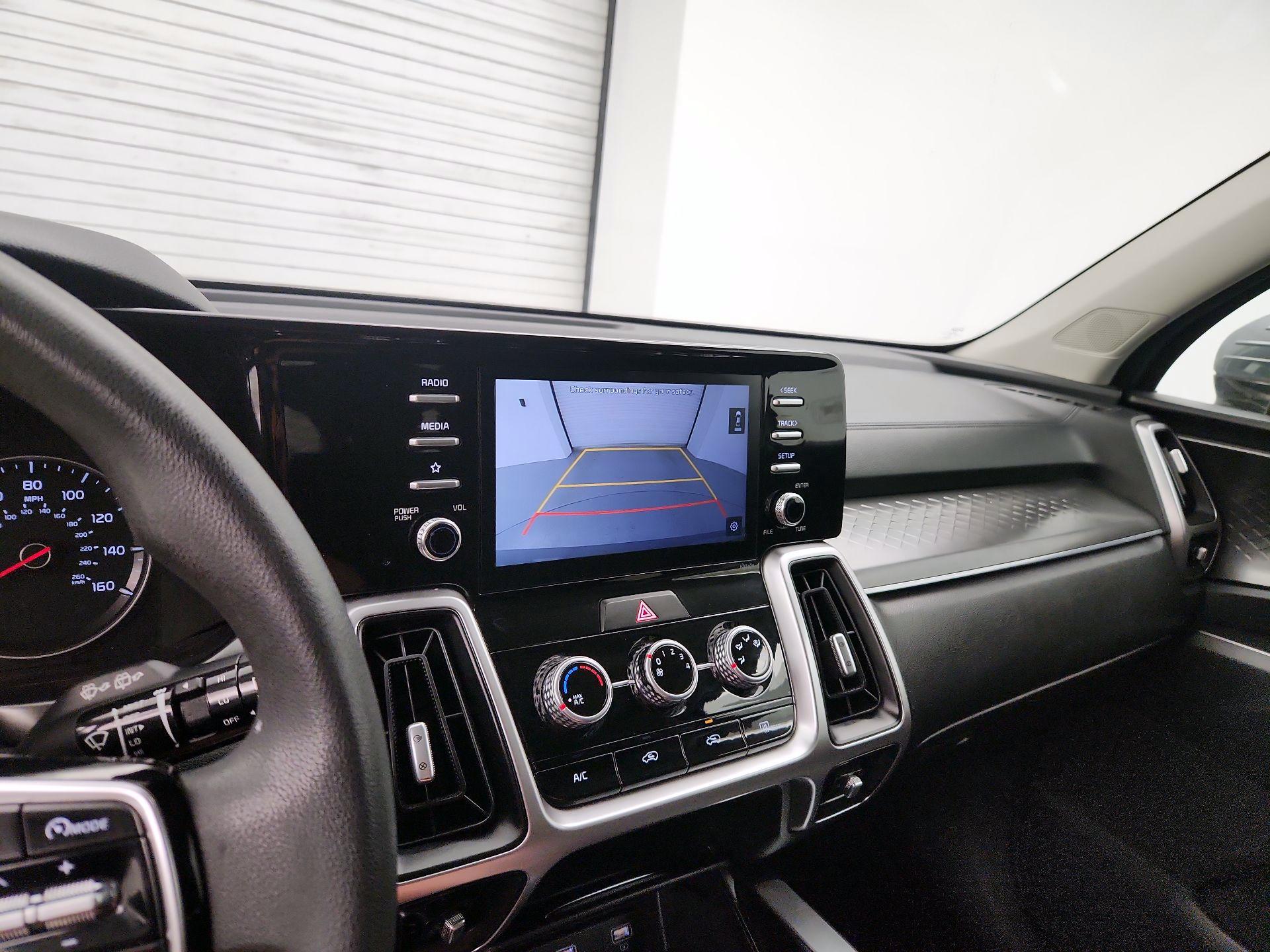 Thumbnail: 2021 Kia Sorento - 14
