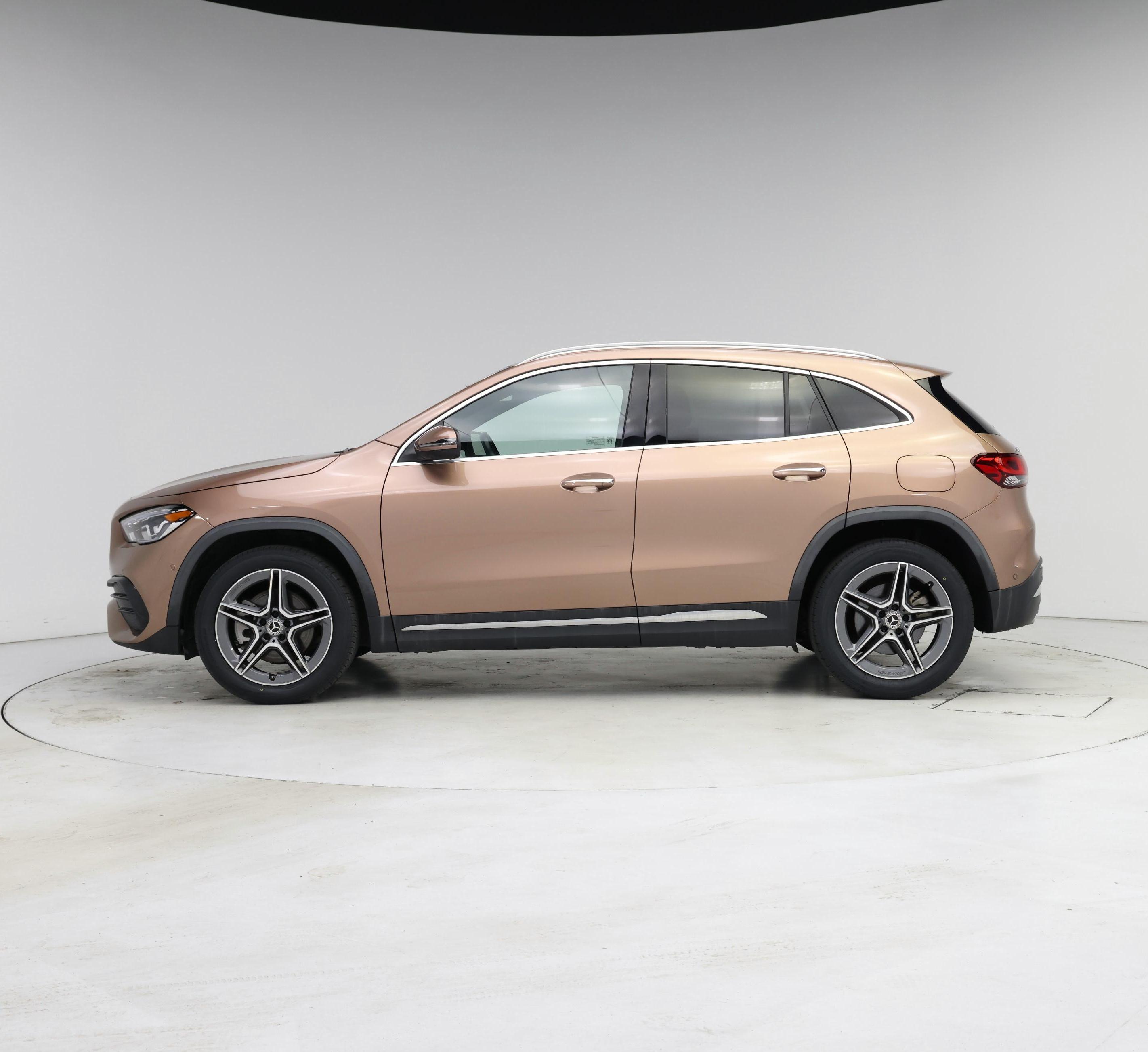 Thumbnail: 2023 Mercedes-Benz GLA - 3