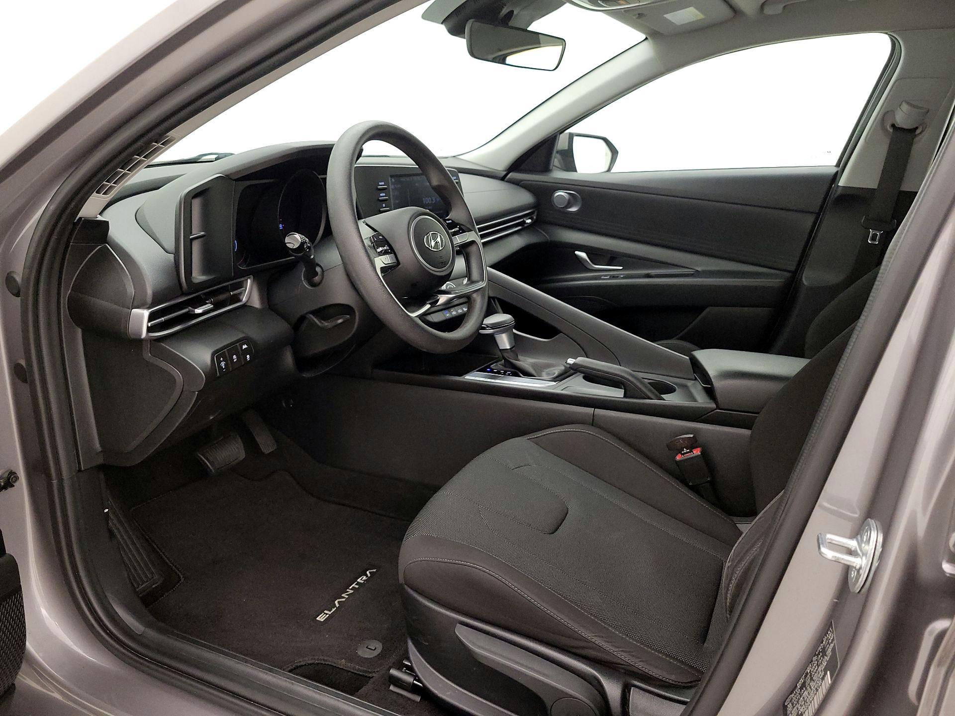 Thumbnail: 2023 Hyundai Elantra - 11