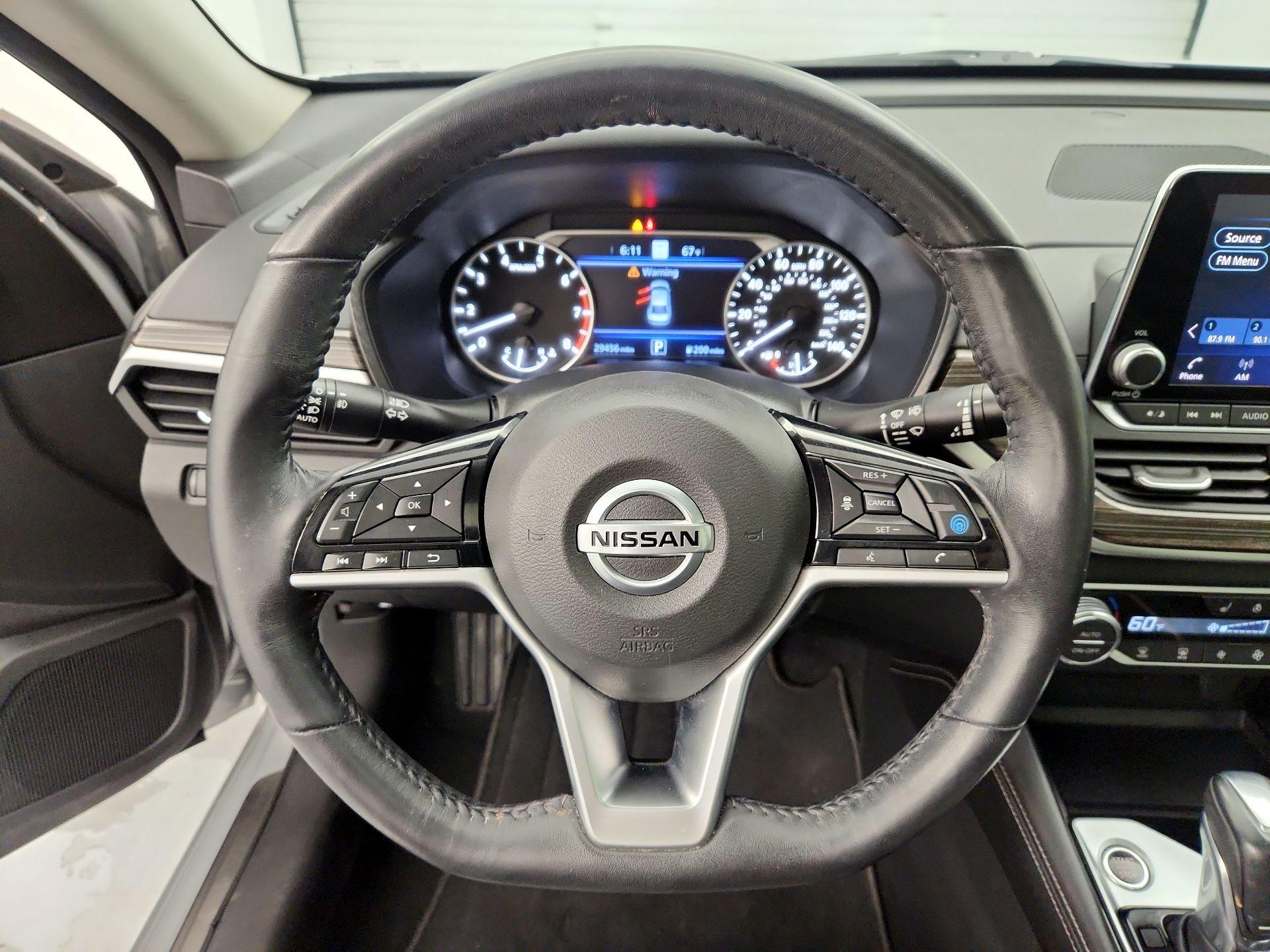 Thumbnail: 2021 Nissan Altima - 10