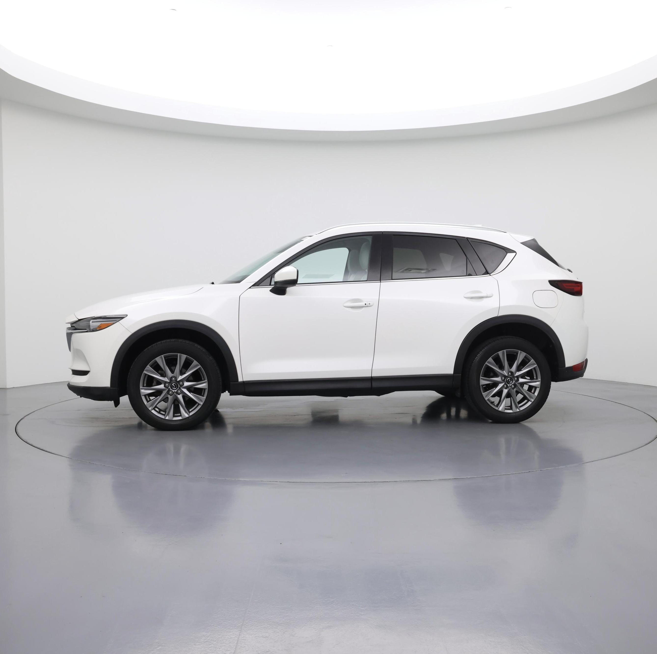 Thumbnail: 2021 Mazda CX-5 - 3