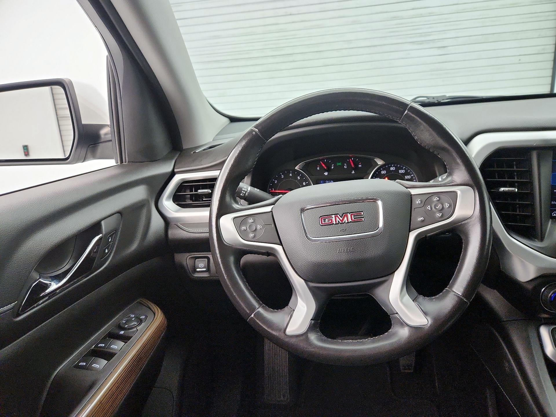 Thumbnail: 2020 GMC Acadia - 10